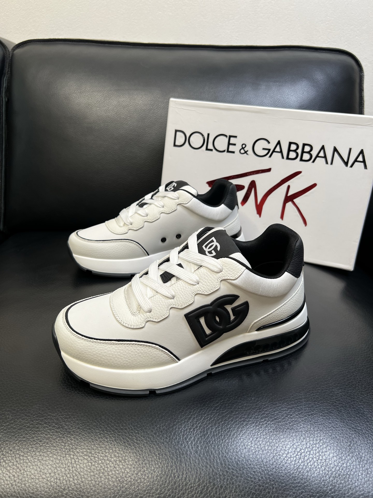 Dolce & Gabbana 高品质 顶级工艺品 杜嘉班纳 爆款专柜新品同步，鞋面意大利进口牛皮料，高
