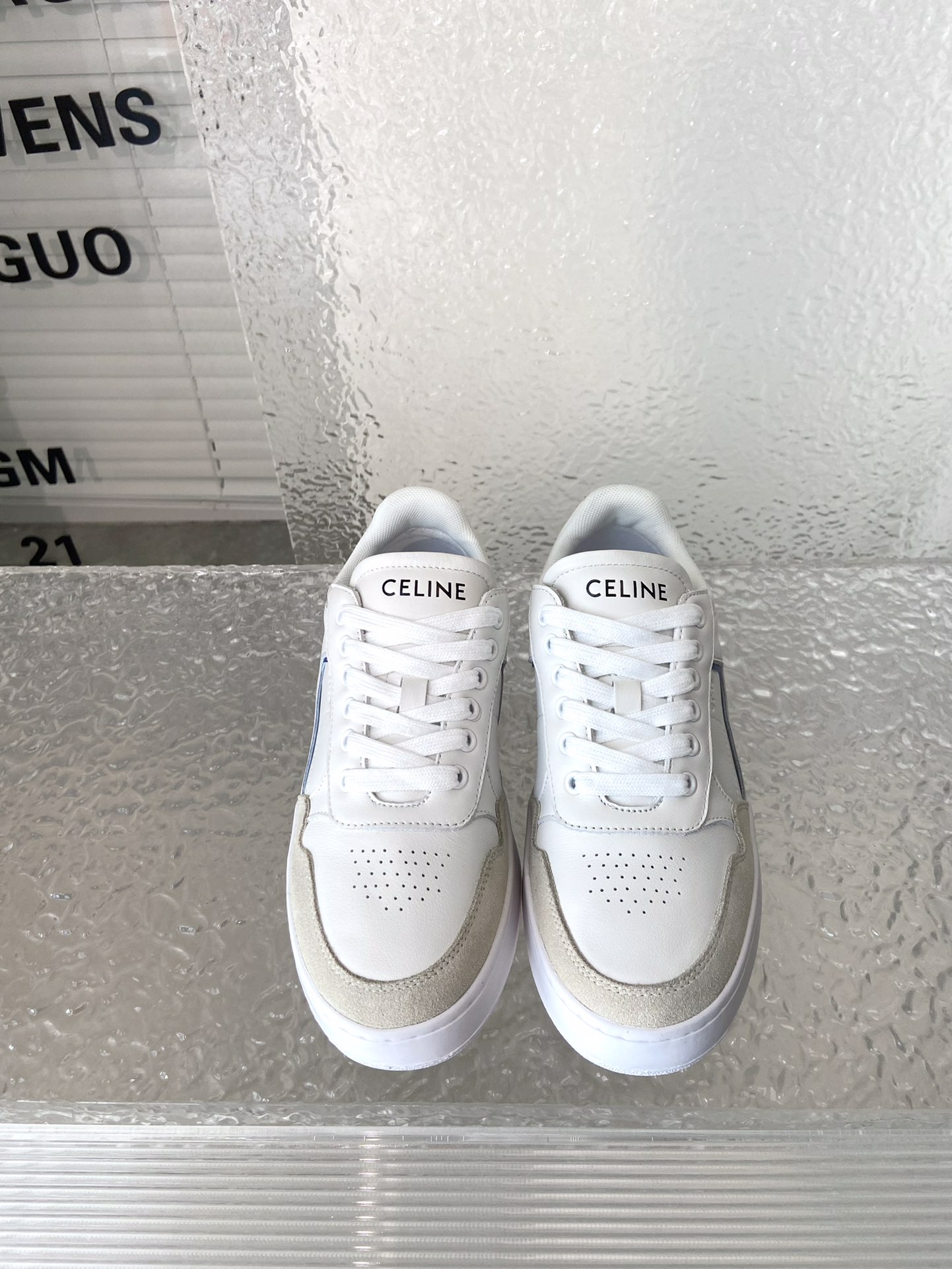 Achetez la meilleure réplique de haute qualité
 Celine Chaussures De Skate Blanc Unisexe Hommes Cuir vache Caoutchouc Peau mouton