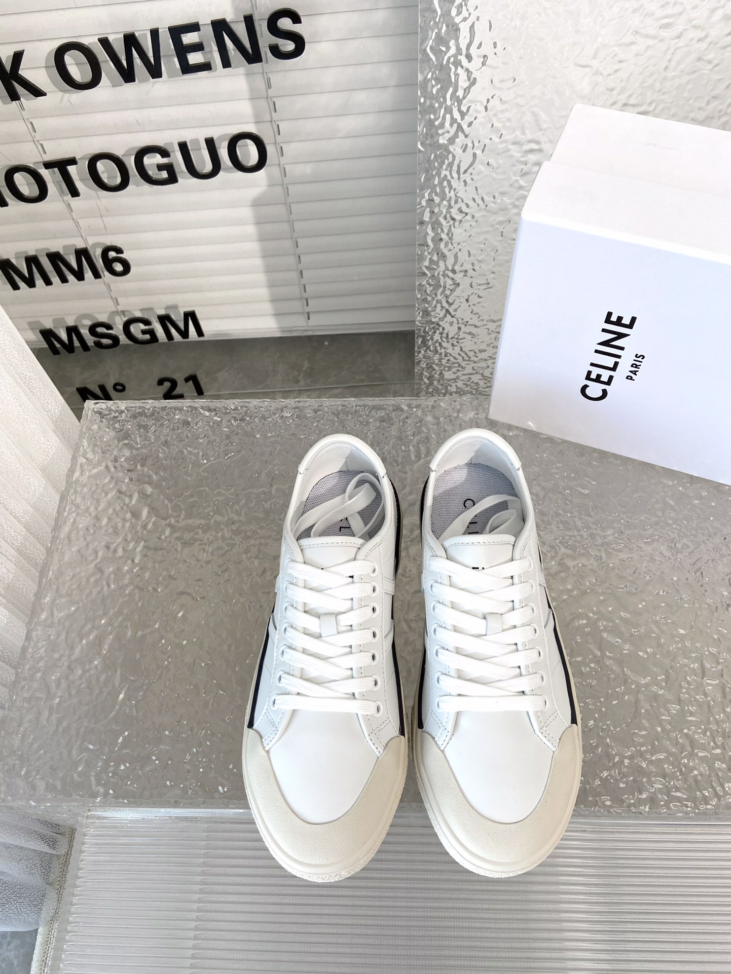 Celine Chaussures De Skate Chaussures Décontractées Blanc Cuir de veau vache Hauts hauts