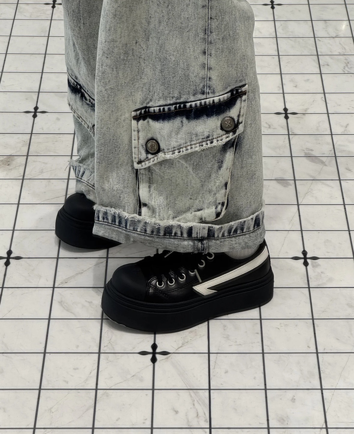 NO:382687,Foot pictures, casual shoes/sports shoes, sneakers19860909上脚图,休闲鞋/运动鞋,sneakers,Women's Shoes