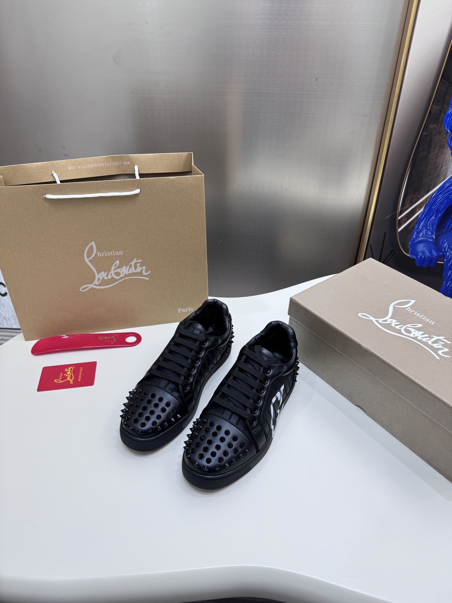 Christian Louboutin（cl男） Style Leather Men's Shoes Lookbook Reference image 2