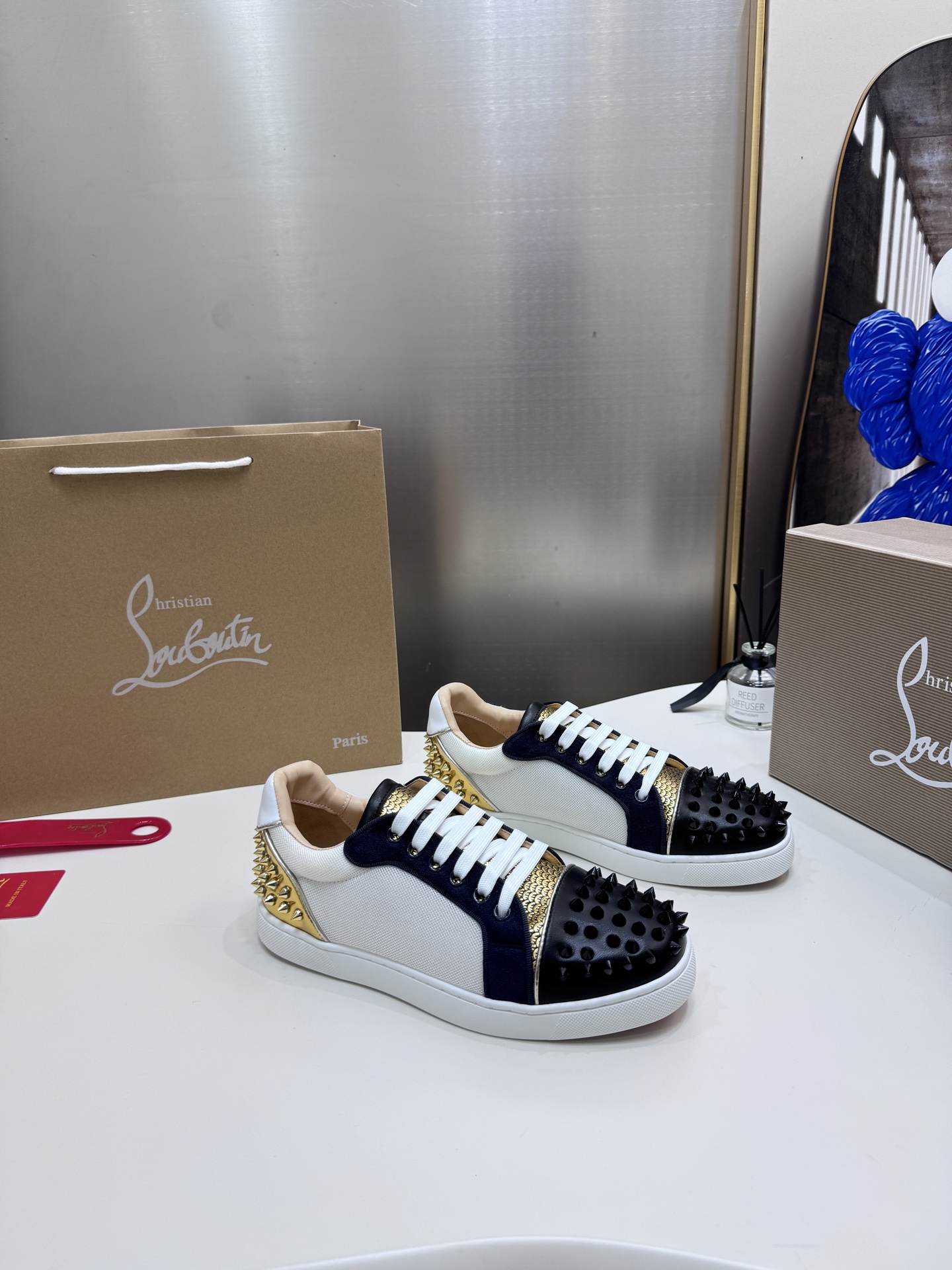 Christian Louboutin（cl男） Style Leather Men's Shoes Lookbook Reference image 1