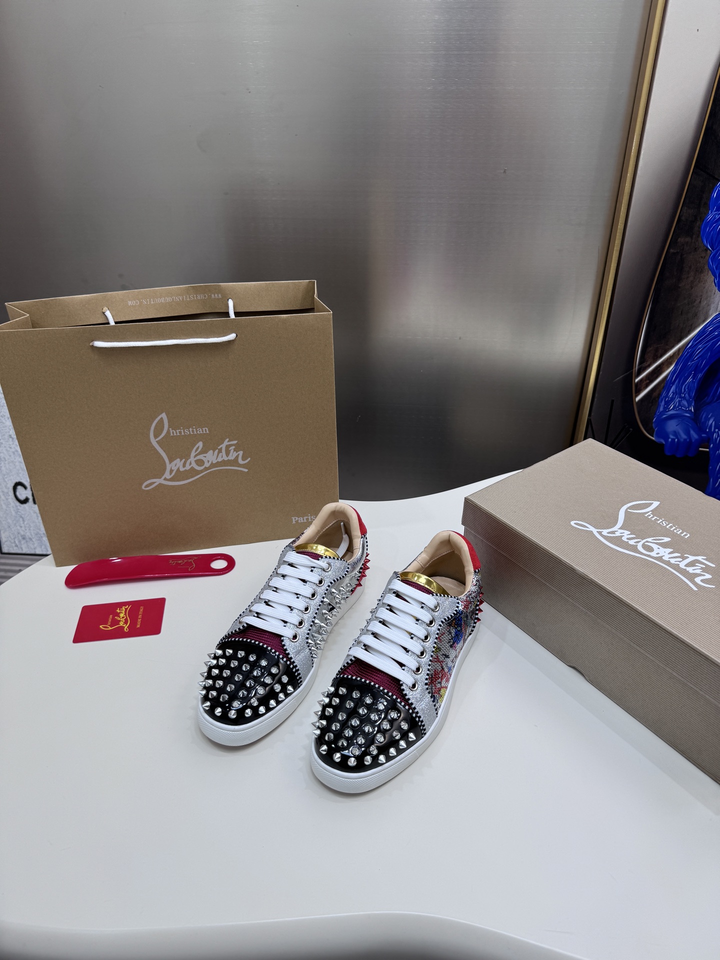 Christian Louboutin（cl男） Style Leather Men's Shoes Lookbook Reference image 2