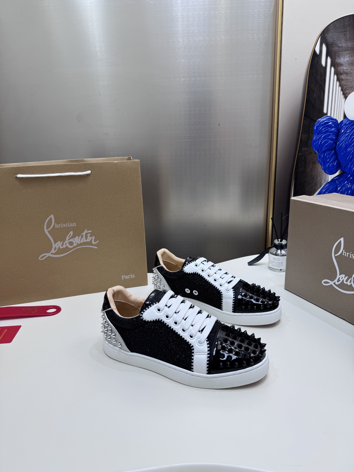 Christian Louboutin（cl男） Style Leather Men's Shoes Lookbook Reference image 1