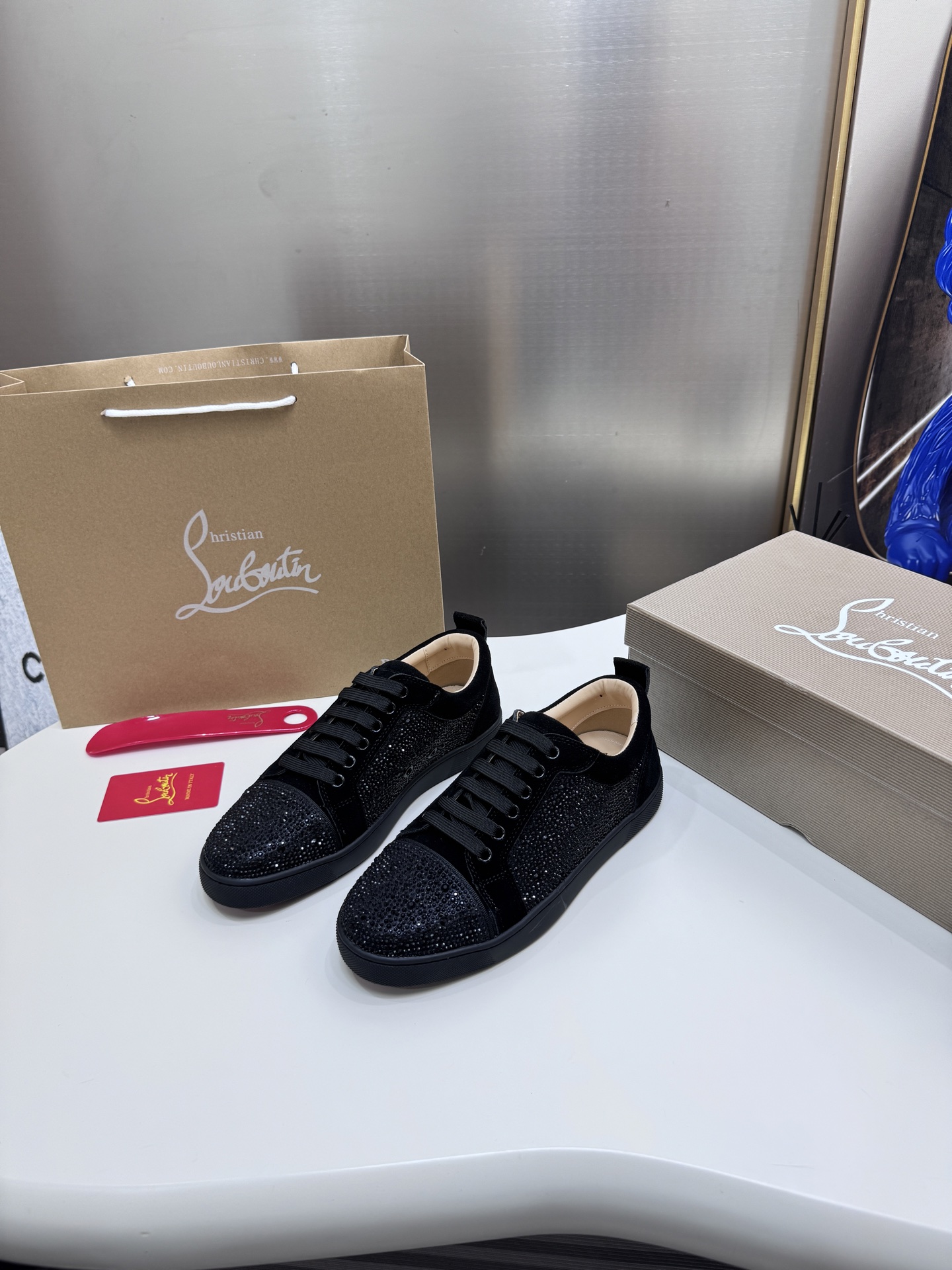 Christian Louboutin（cl男） Style Leather Men's Shoes Lookbook Reference image 2