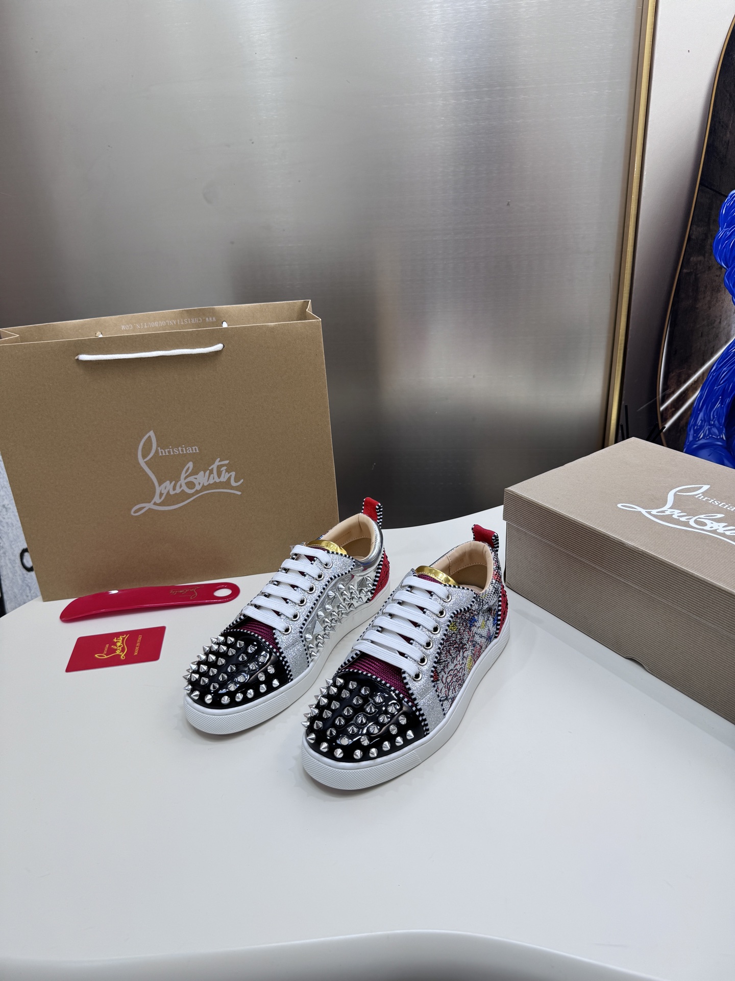 Christian Louboutin（cl男） Style Leather Men's Shoes Lookbook Reference image 2