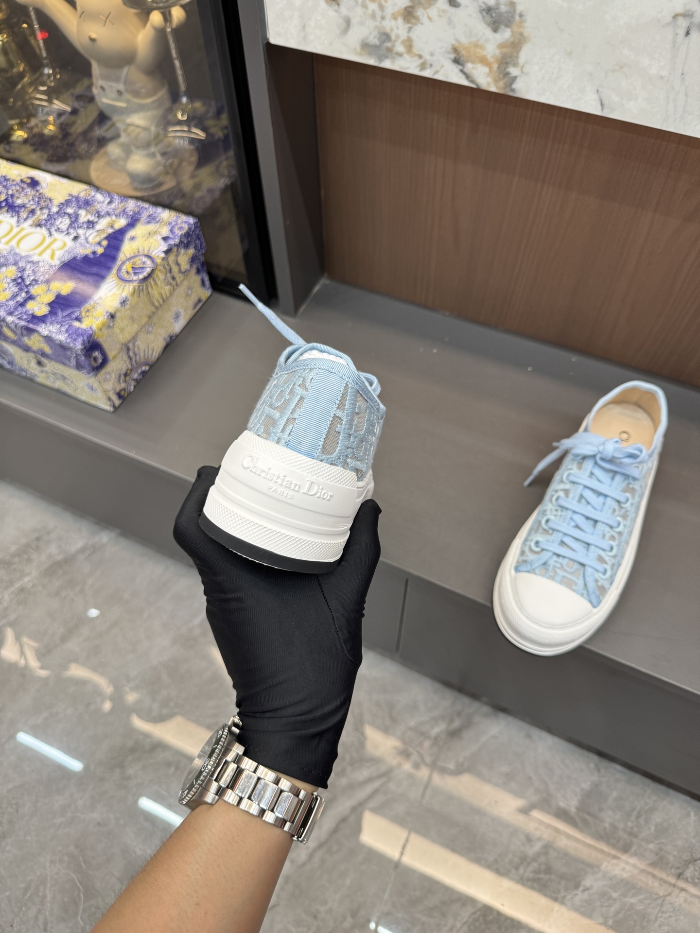 Dior 专柜款经典鞋履 8