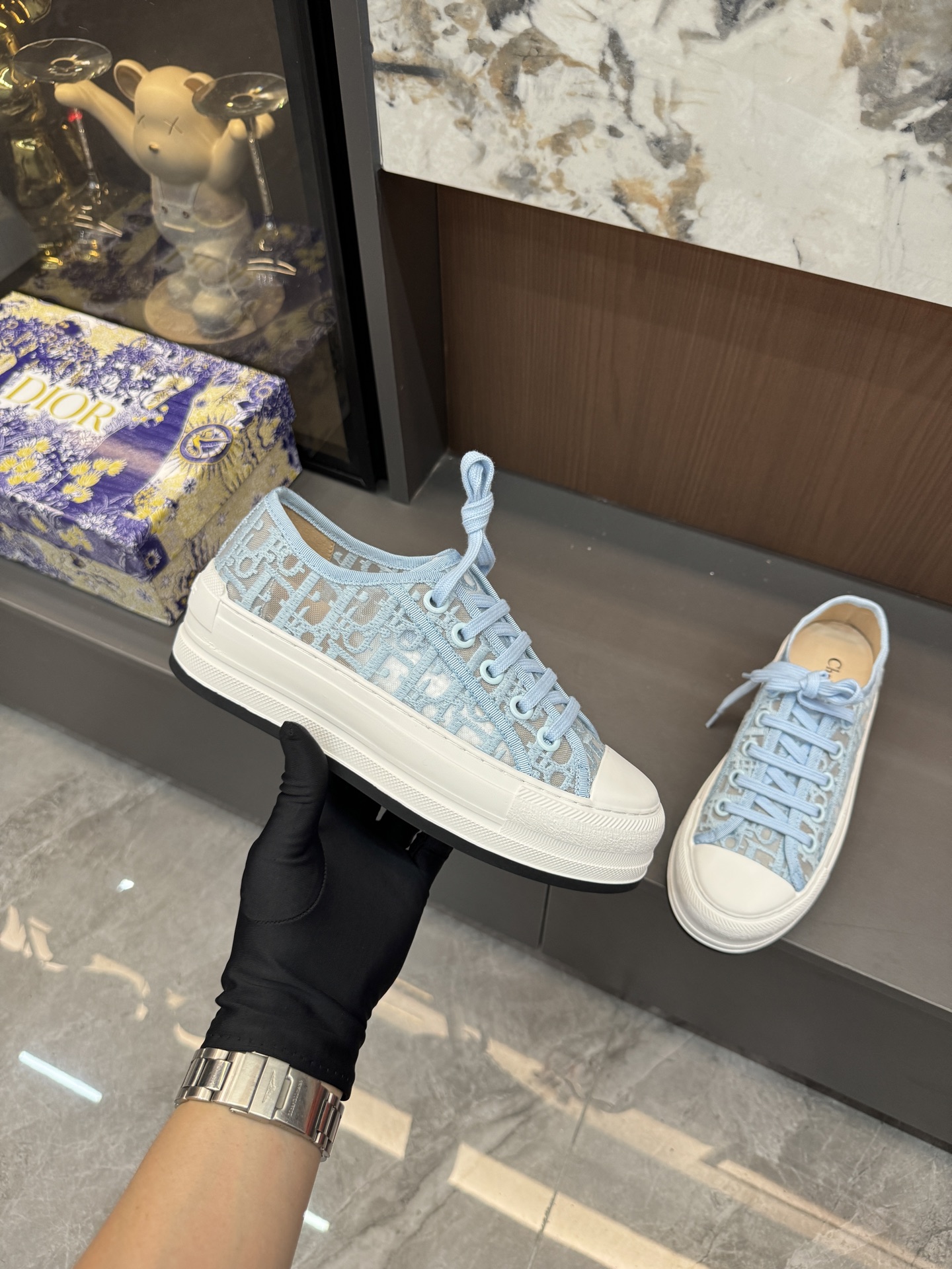 Dior 专柜款经典鞋履 7