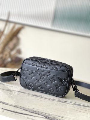 Louis Vuitton Bags Handbags Top Quality Rivets M82544