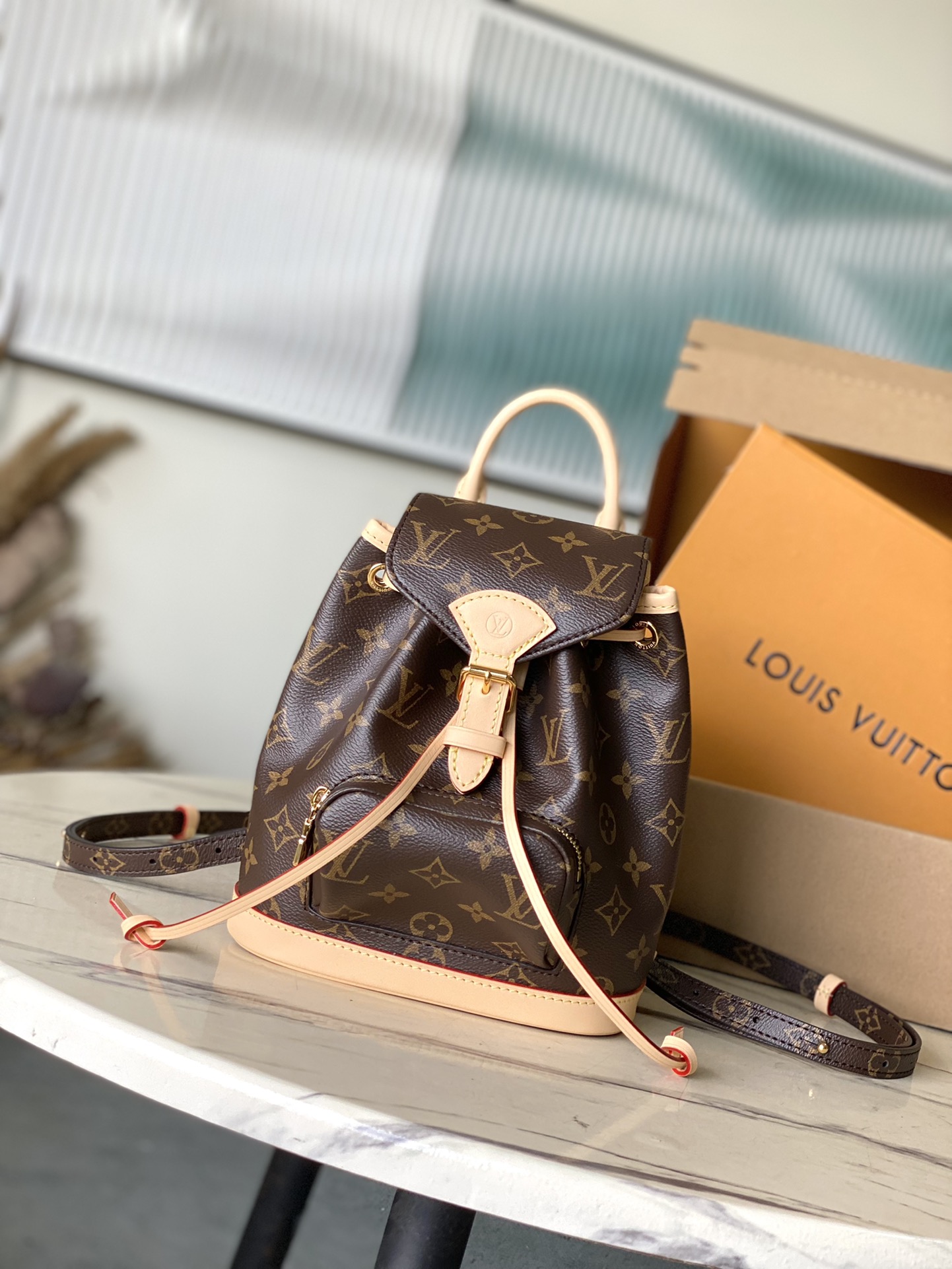 Louis Vuitton LV Montsouris 1: 1
 Taschen Rucksack Leinwand Rindsleder Mini M11199