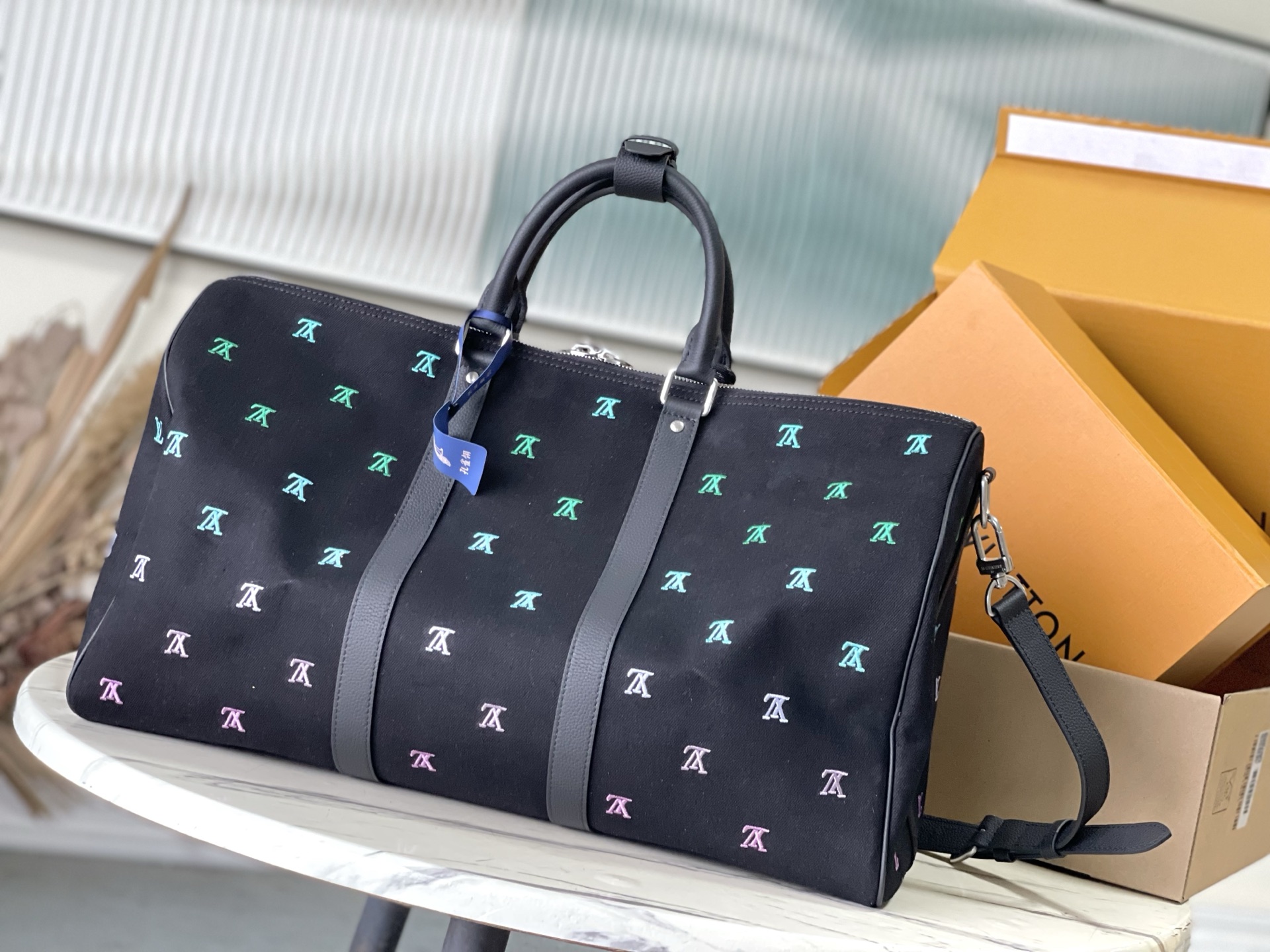 Louis Vuitton Keepall Bandouliere 50 Black Multicolor Monogram 50 x 29 x 23 cm travel
