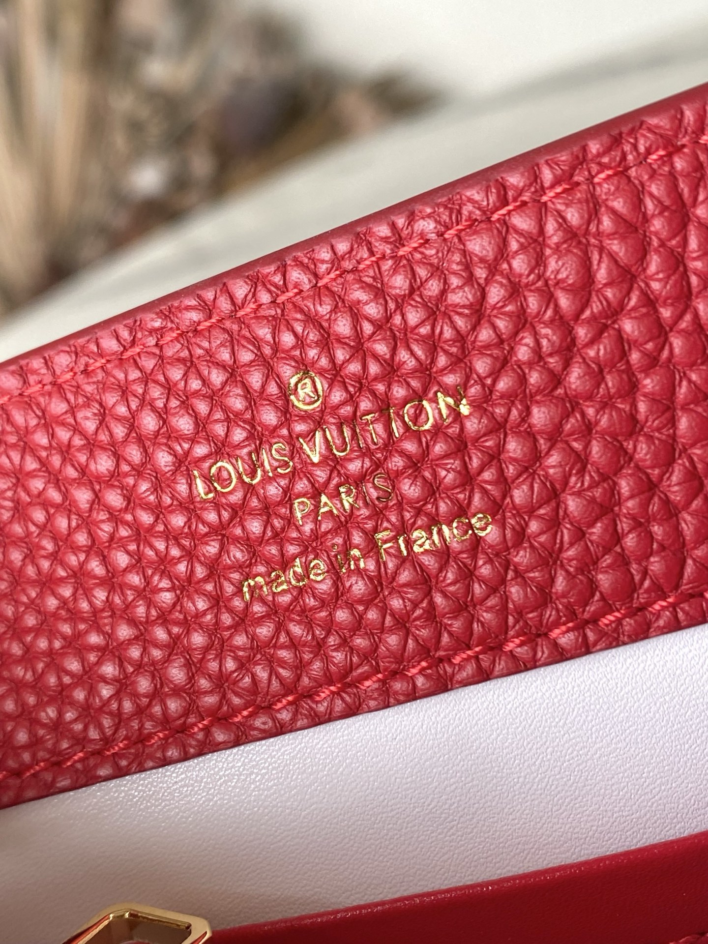 特级原厂皮 M12935 红色mini 本款Capucines mini 手袋取材柔韧Taurillon