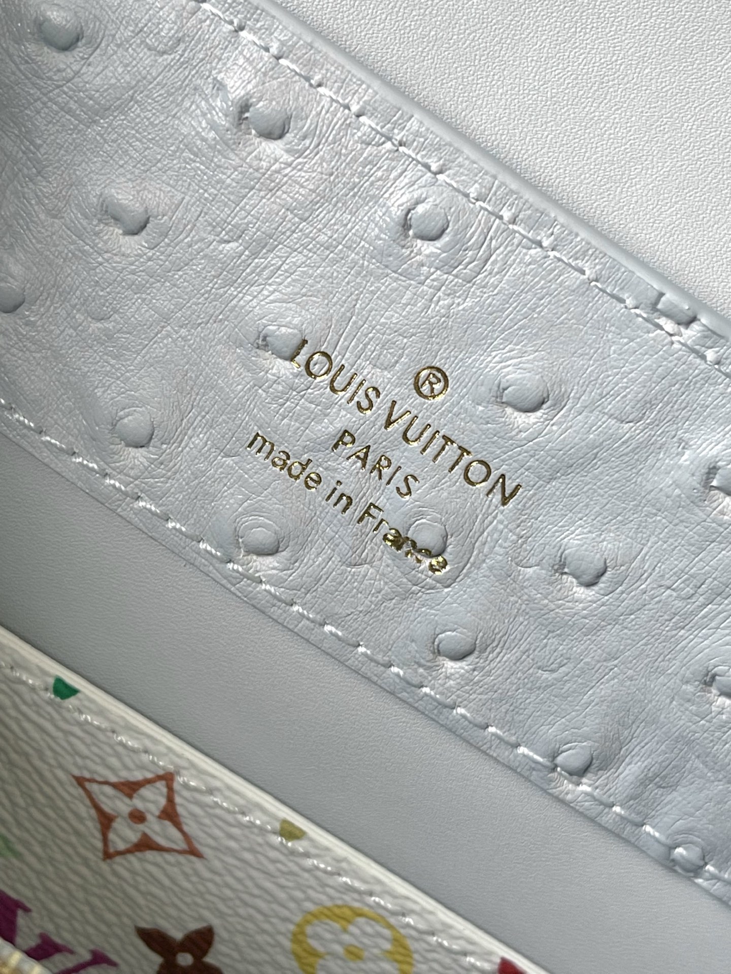 特级原厂皮 M48865 浅灰蓝鸵鸟小号 二合一链条 本款 Capucines 手袋取材柔韧 Tauri