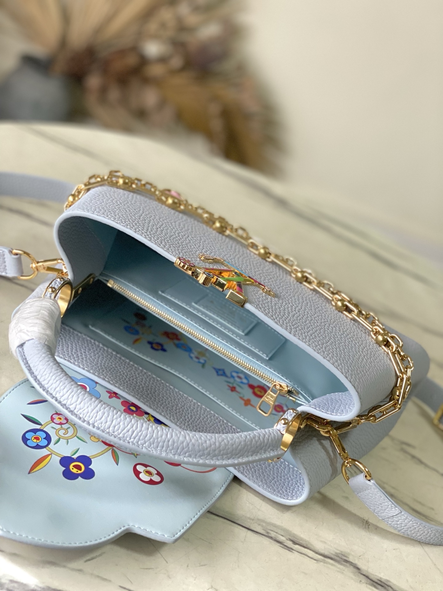 特级原厂皮 M13707 小号 浅灰蓝彩虹二合一链条款 本款Capucines East West手袋奏