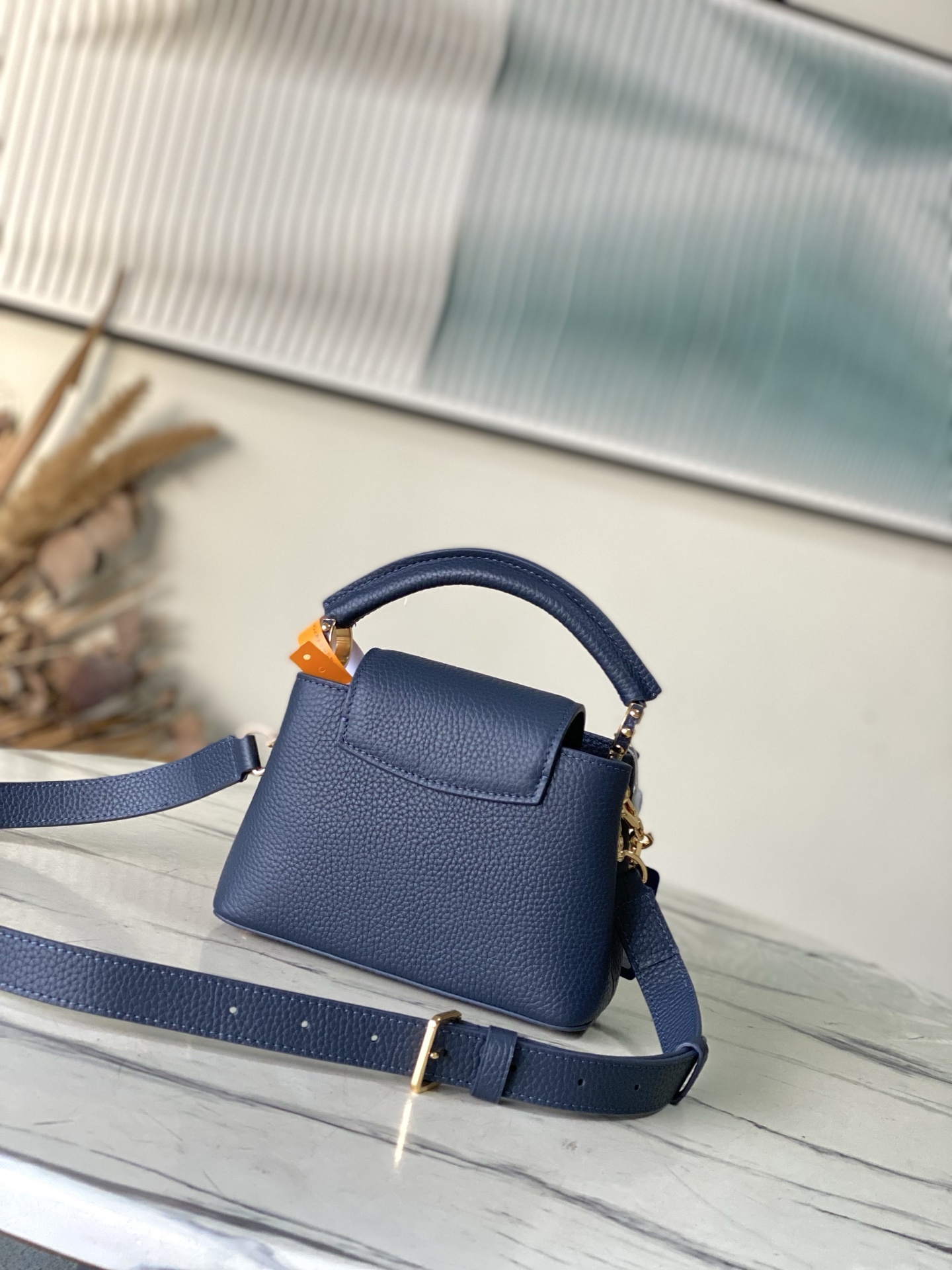 特级原厂皮 M14971 迷你 本款Capucines迷你 手袋出自Harmony系列,以装饰性链条探索