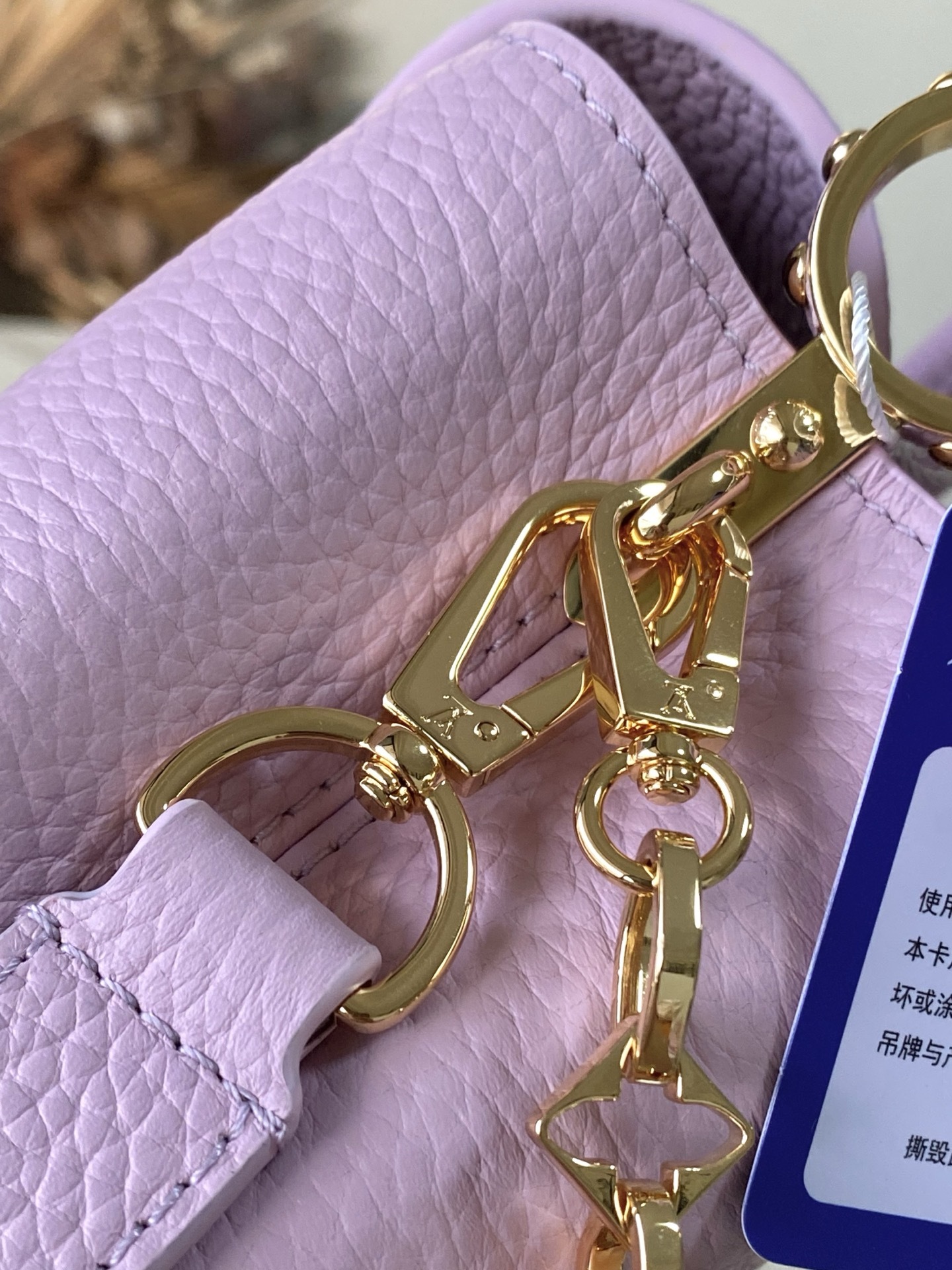 特级原厂皮 M14972 迷你 本款Capucines迷你 手袋出自Harmony系列,以装饰性链条探索