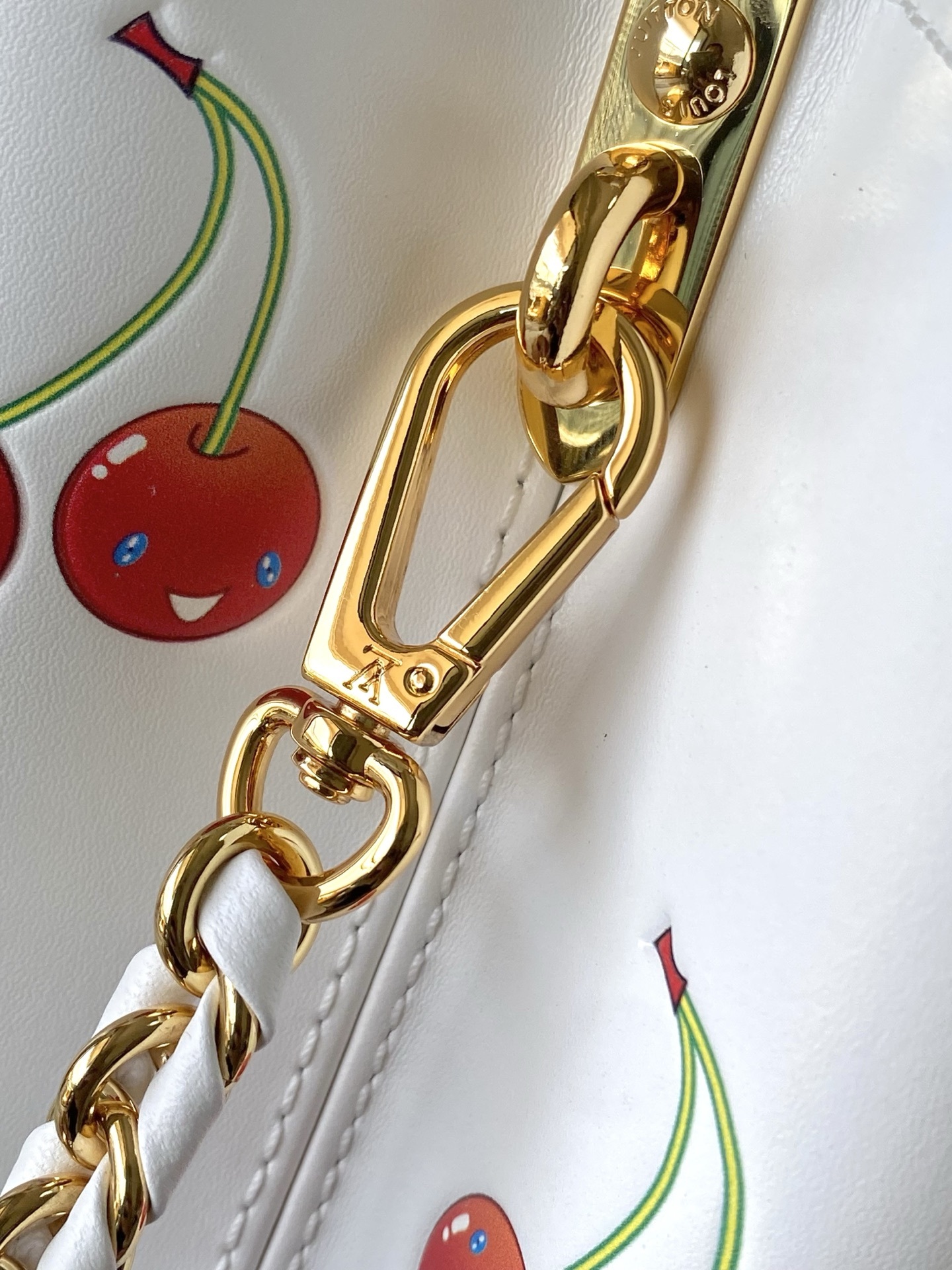 特级原厂皮 M13251 小号 本款Capucines 小号手袋以夏日风姿诠释路易威登x村上隆复刻系列的