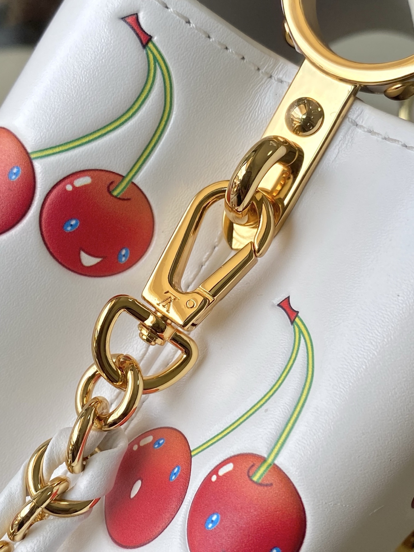 特级原厂皮 M13251 迷你 本款Capucines 迷你手袋以夏日风姿诠释路易威登x村上隆复刻系列的