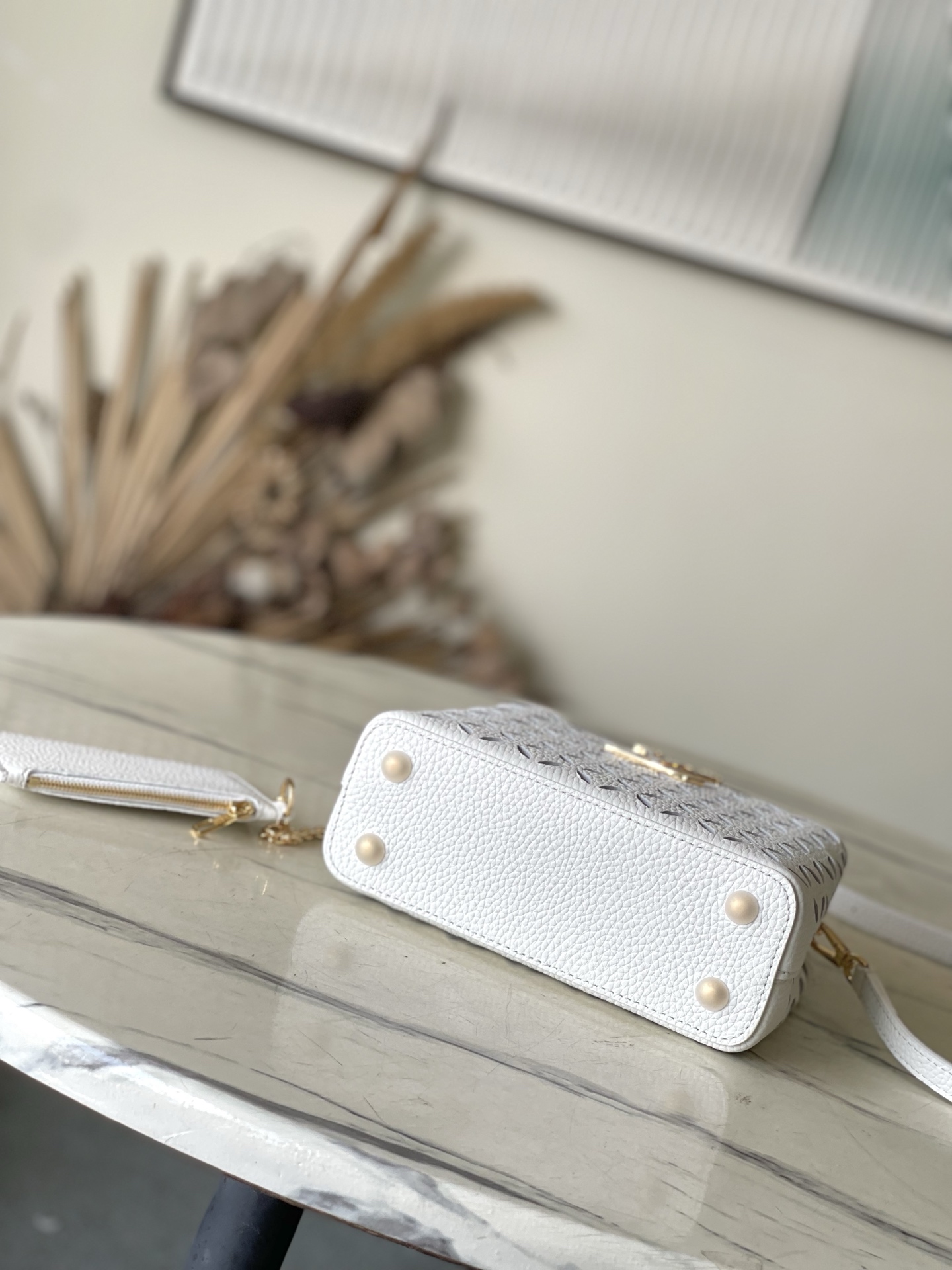 特级原厂皮 M25497 本款Capucines 迷你手袋以Bloomcut图案于2025早秋系列大放异