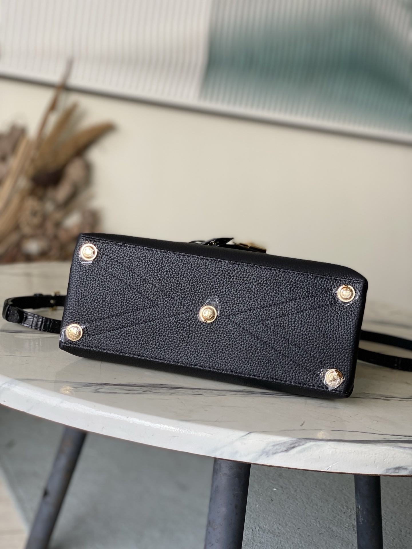 特级原厂皮 N80233 黑荔枝纹配鳄鱼中号 Rose des Vents 中号手袋取材光滑与粒面小牛皮