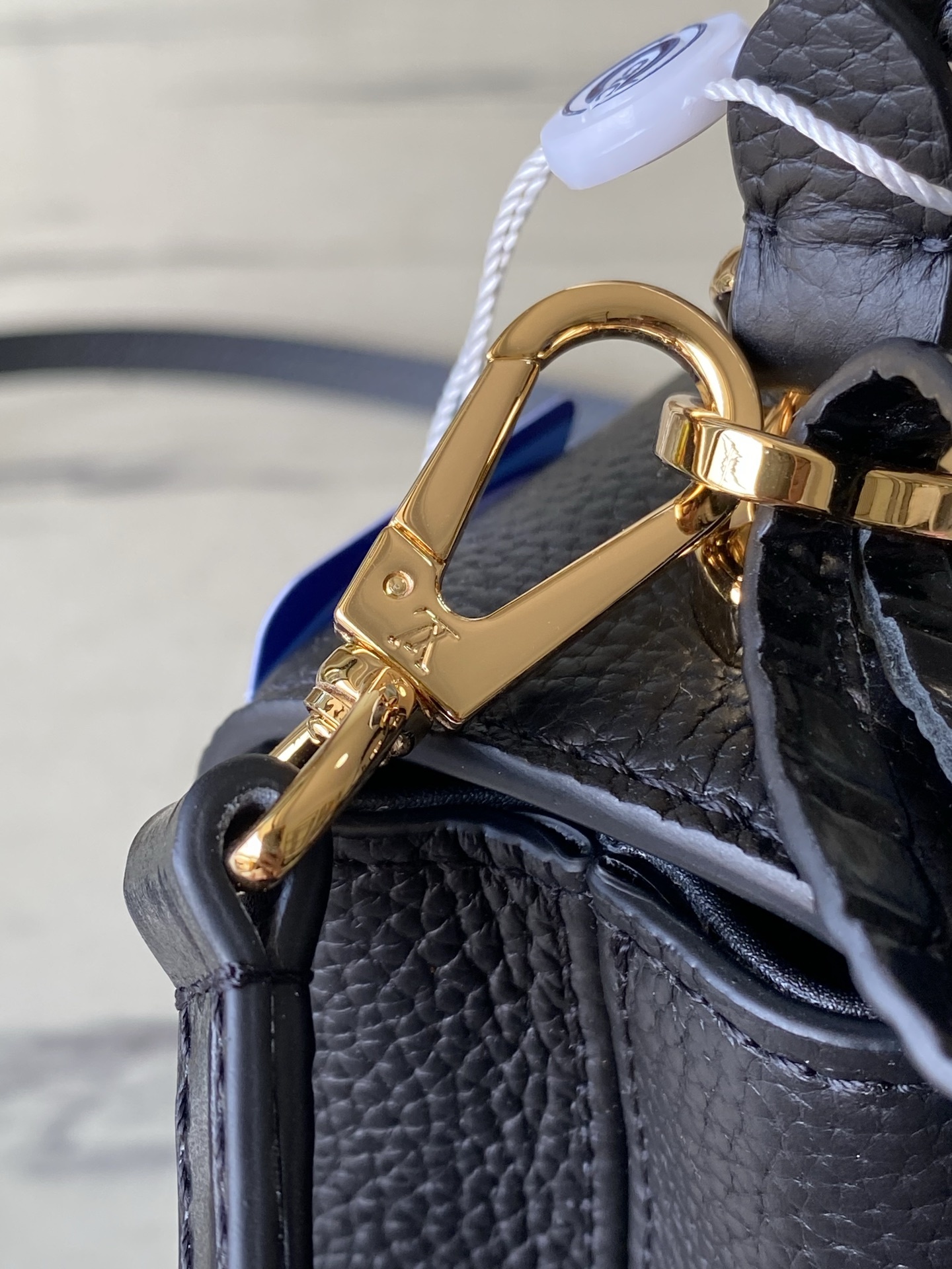 特级原厂皮 N80233 黑荔枝纹配鳄鱼纹小号 Rose des Vents 小号手袋取材光滑与粒面小牛