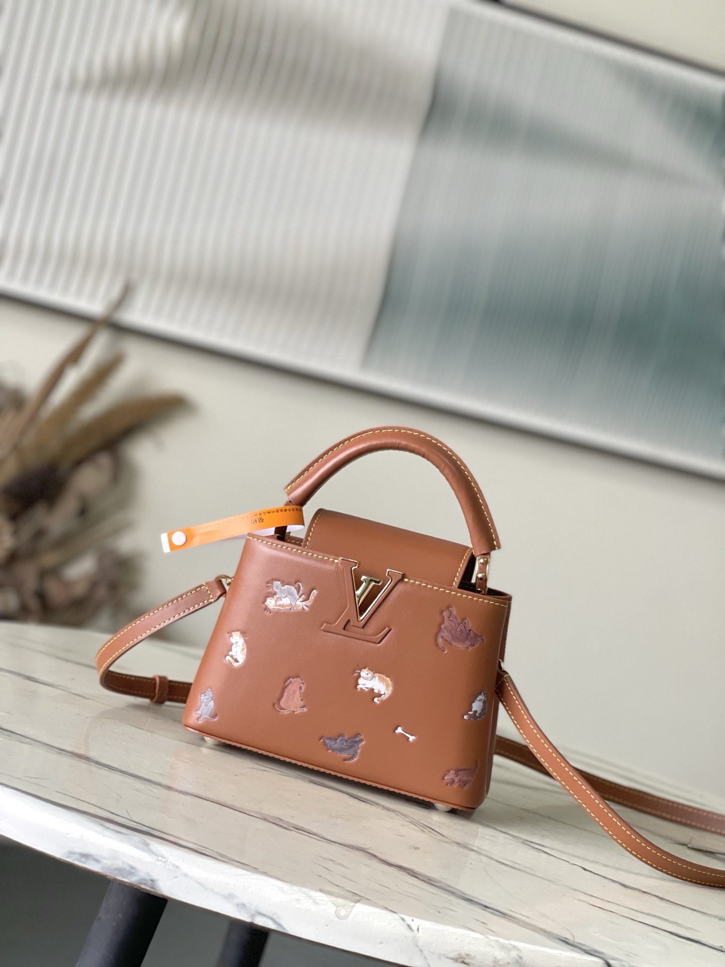 特级原厂皮 M25874 迷你 LV Travels With 系列为 Capucines mini 手