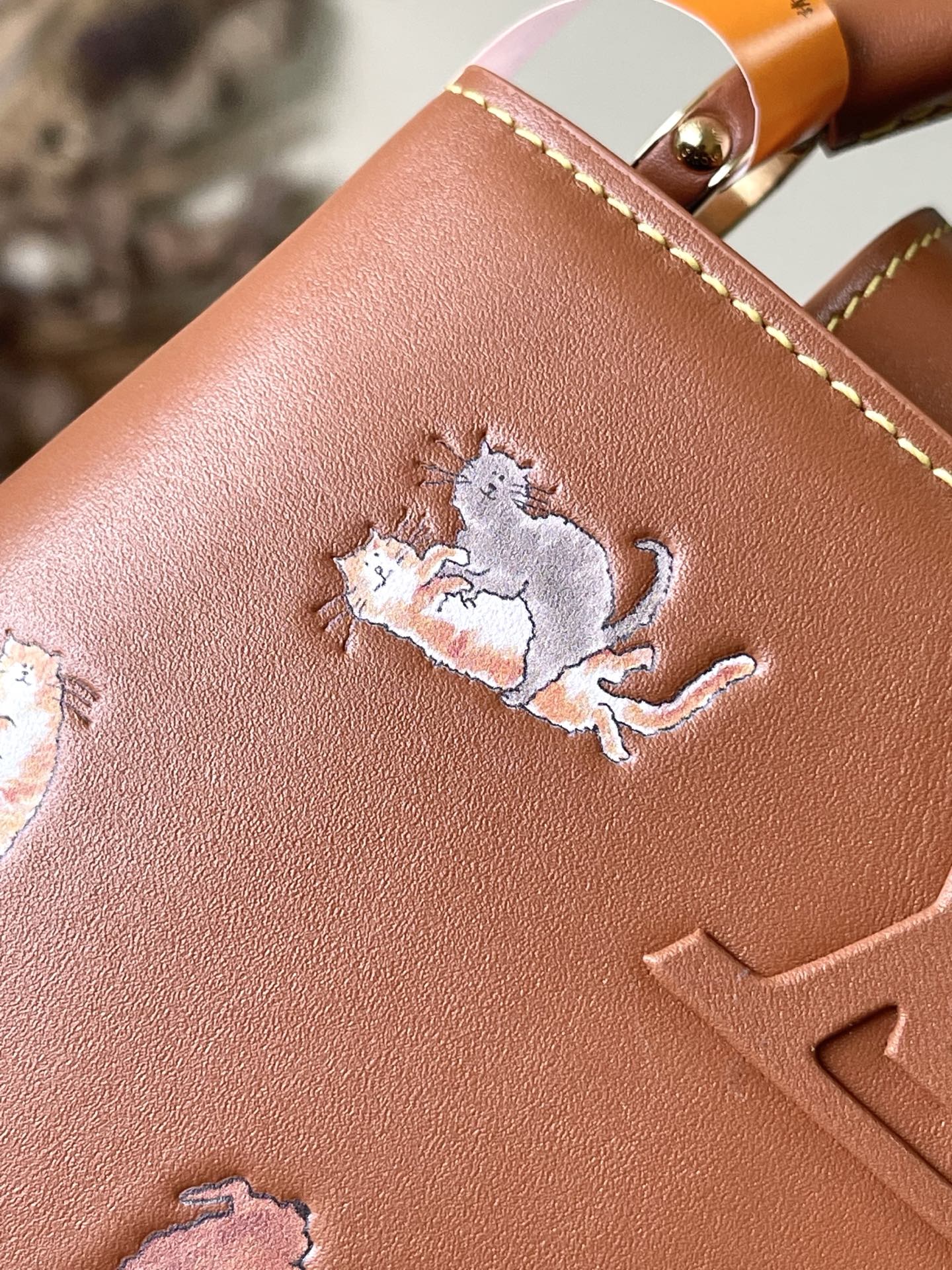 特级原厂皮 M25874 迷你 LV Travels With 系列为 Capucines mini 手