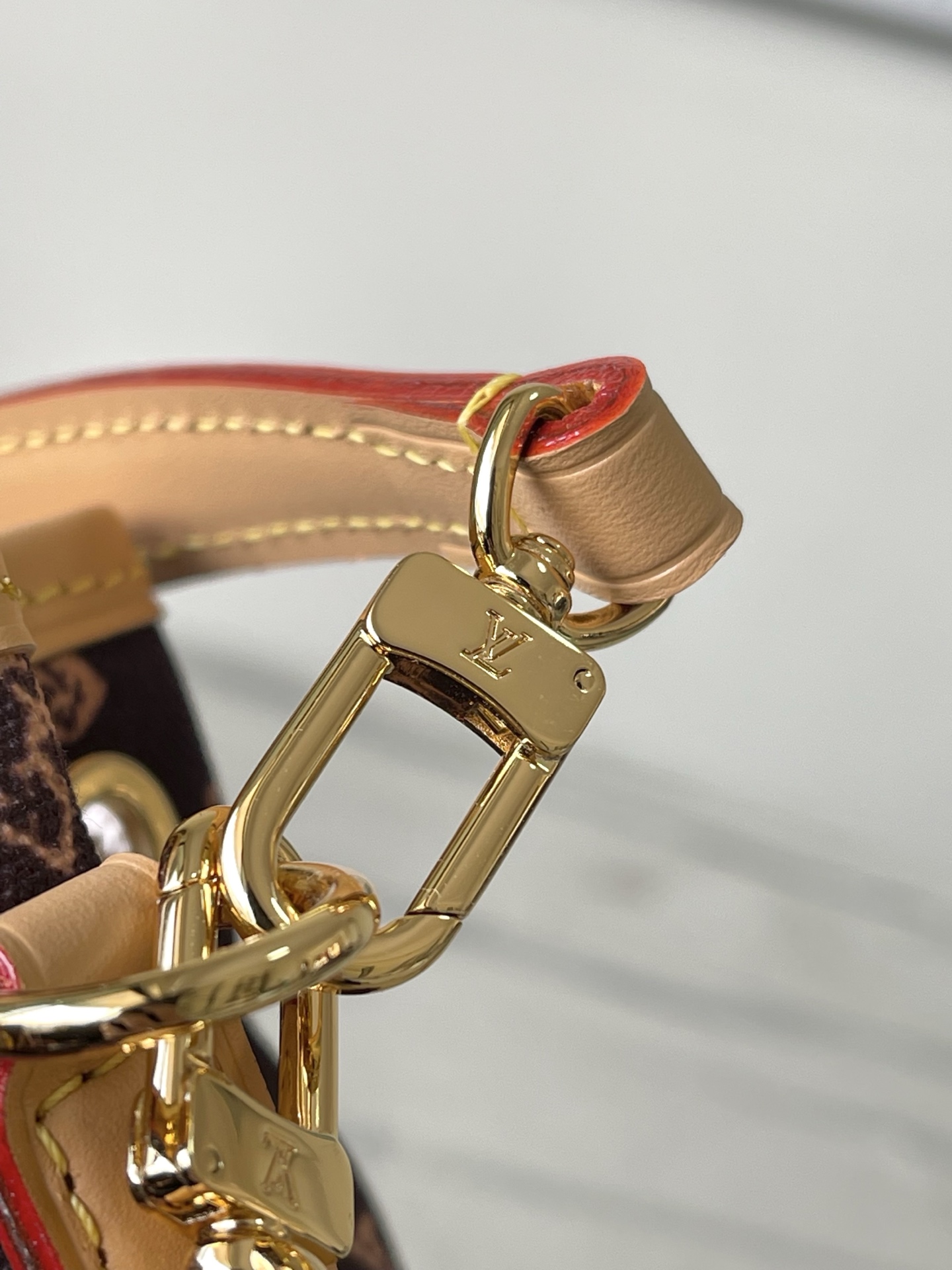 LV Style Leather Top Handle Bag style reference detail image 6 from source 765185