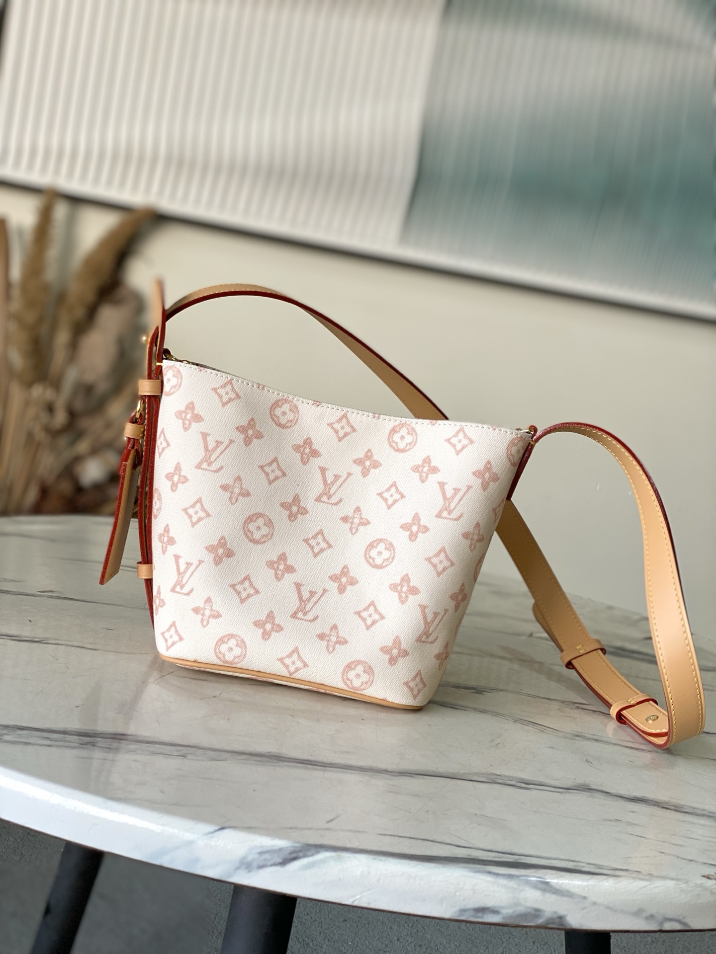 LV Style Leather Top Handle Bag style reference detail image 1 from source 765190