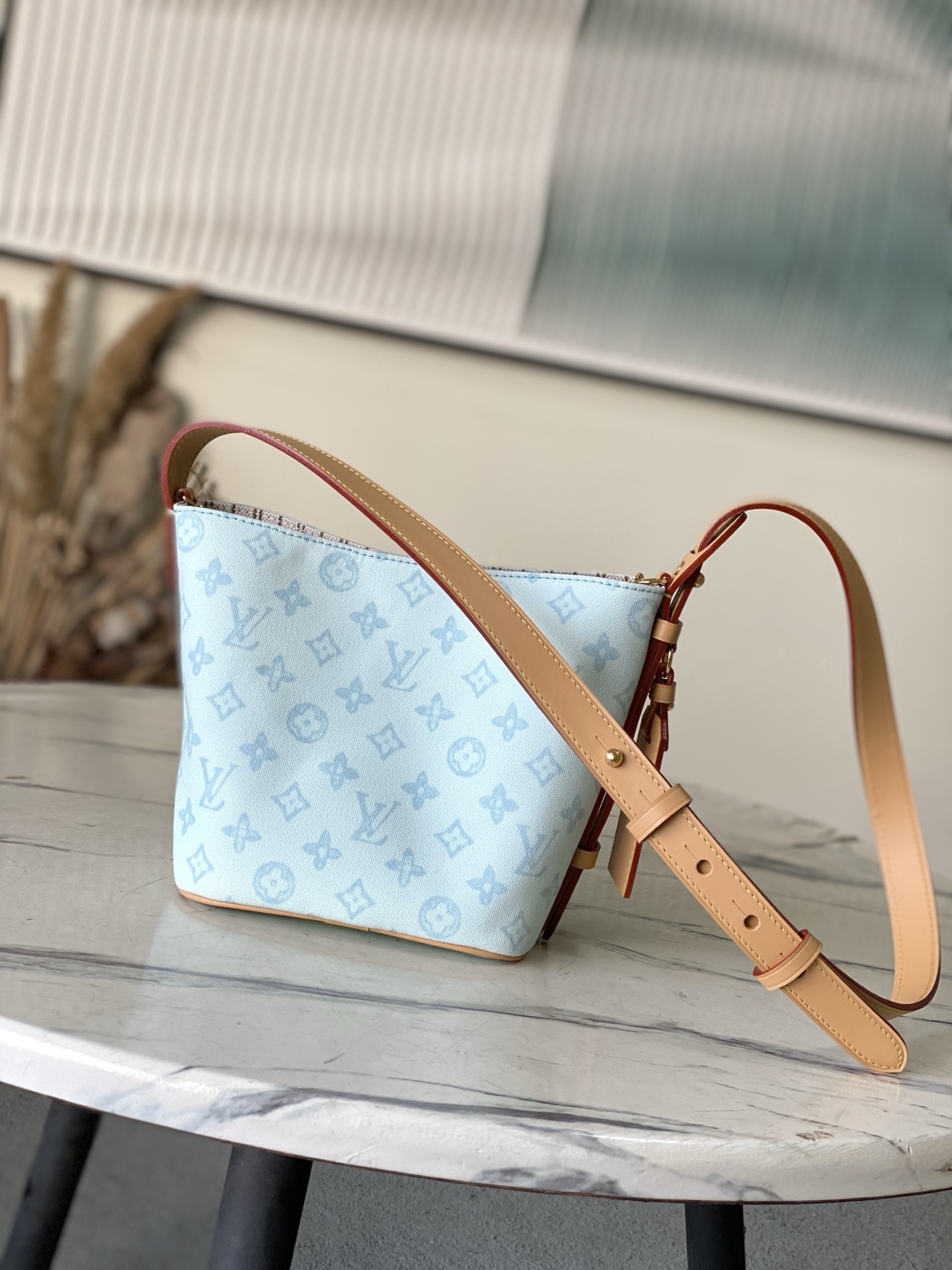 LV Style Leather Top Handle Bag style reference detail image 3 from source 765194