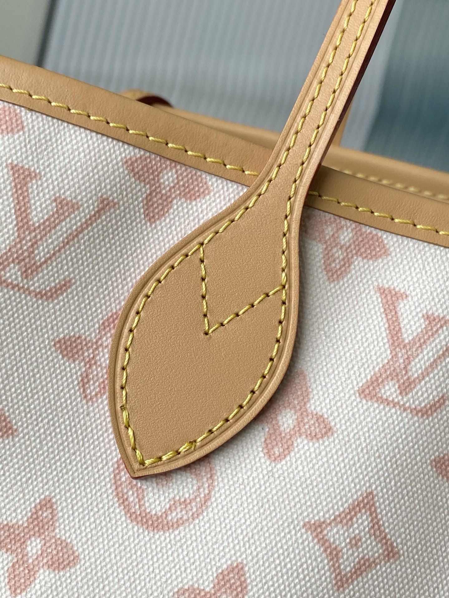 LV Style Canvas Top Handle Bag style reference detail image 5 from source 765189