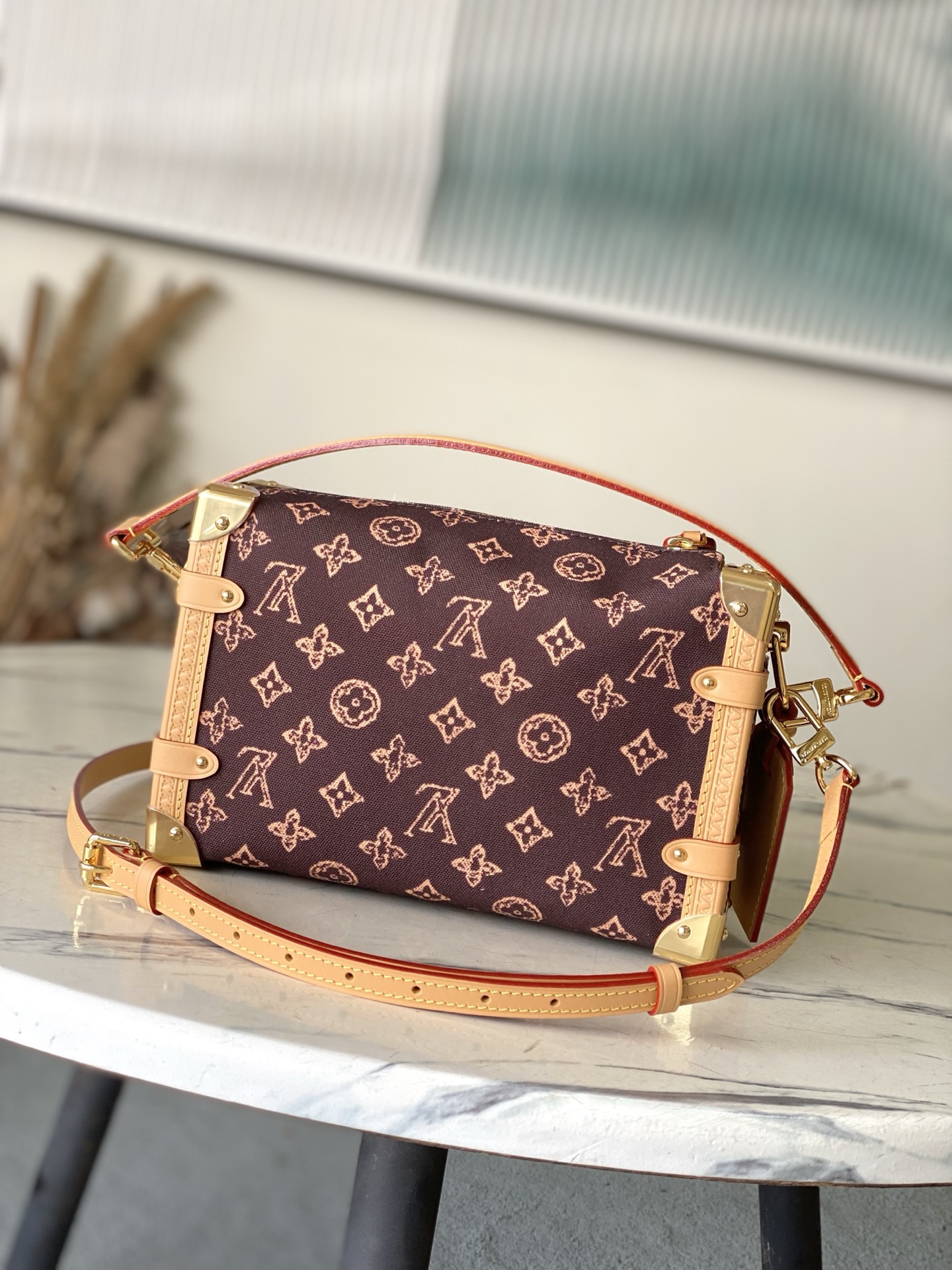 LV Style Beige Leather Top Handle Bag style reference detail image 3 from source 765186