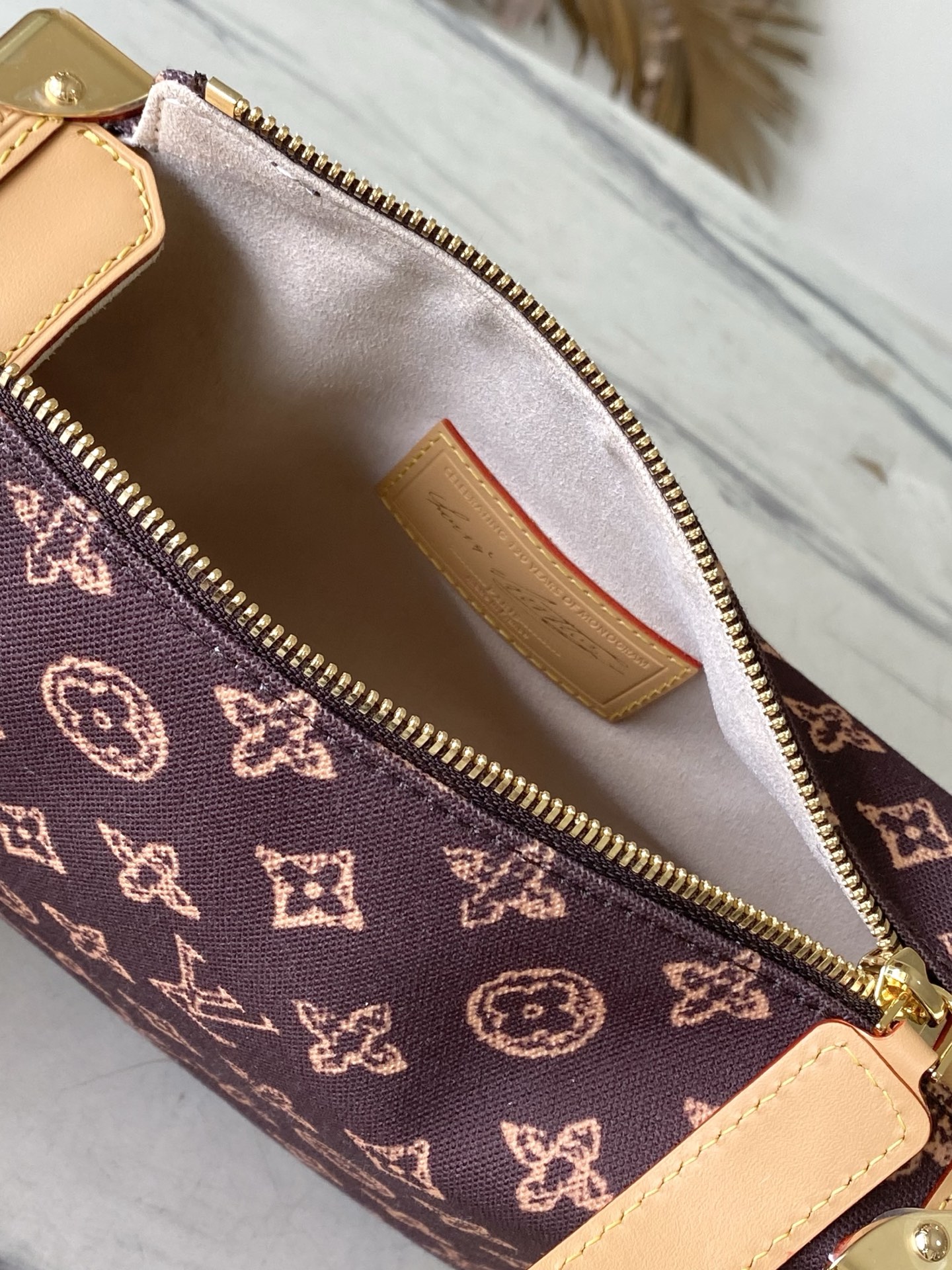 LV Style Beige Leather Top Handle Bag style reference detail image 8 from source 765186