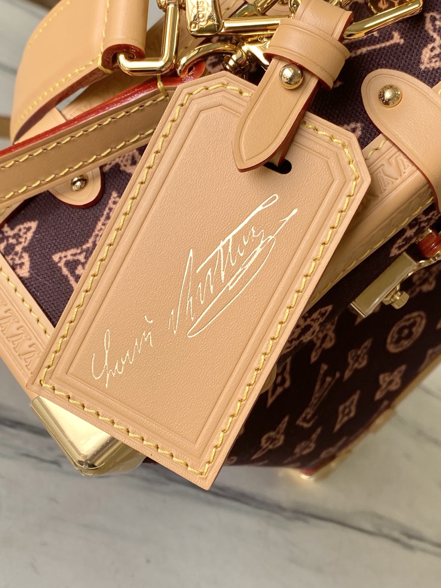 LV Style Beige Leather Top Handle Bag style reference detail image 6 from source 765186