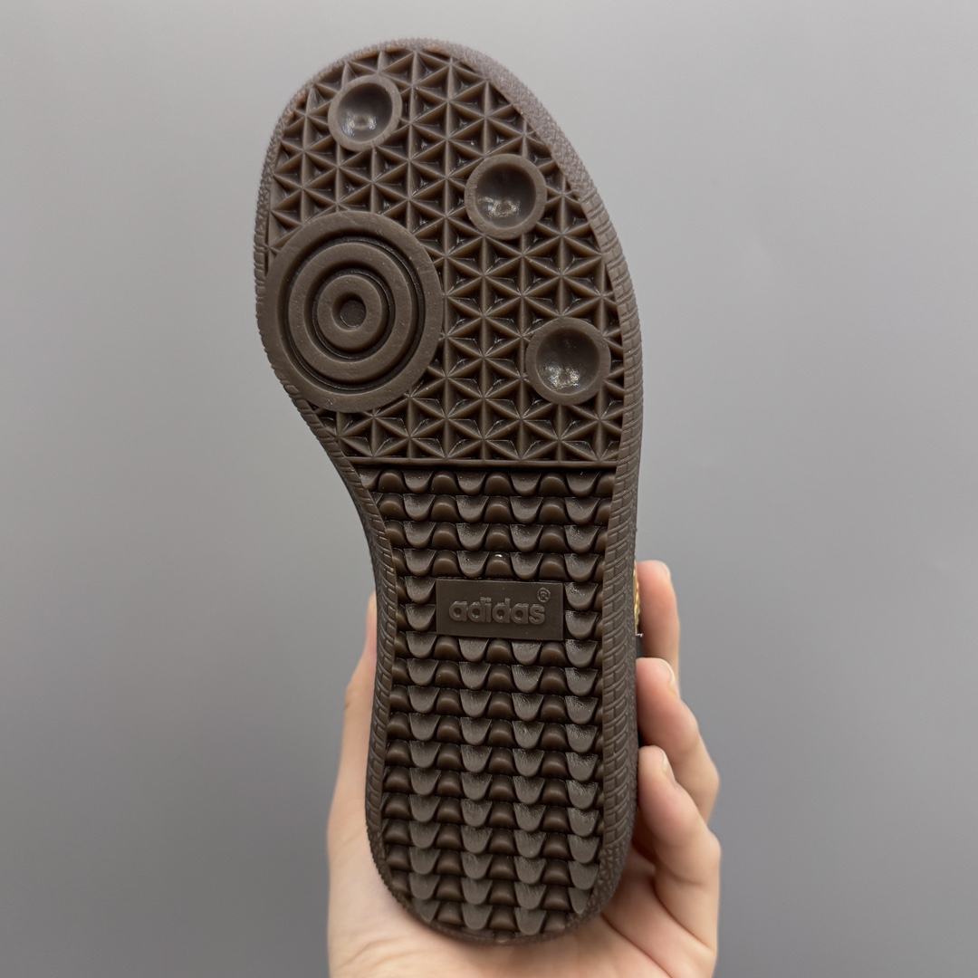 图片[9]-AD德训联名儿童休闲鞋 尺码：24-37码 爱惨了德训系列🆕 新工厂新工艺新配色👏🏻 优质皮料拼接，质感满满💯 耐磨防滑大底，脚感超赞👍🏻-选品中心