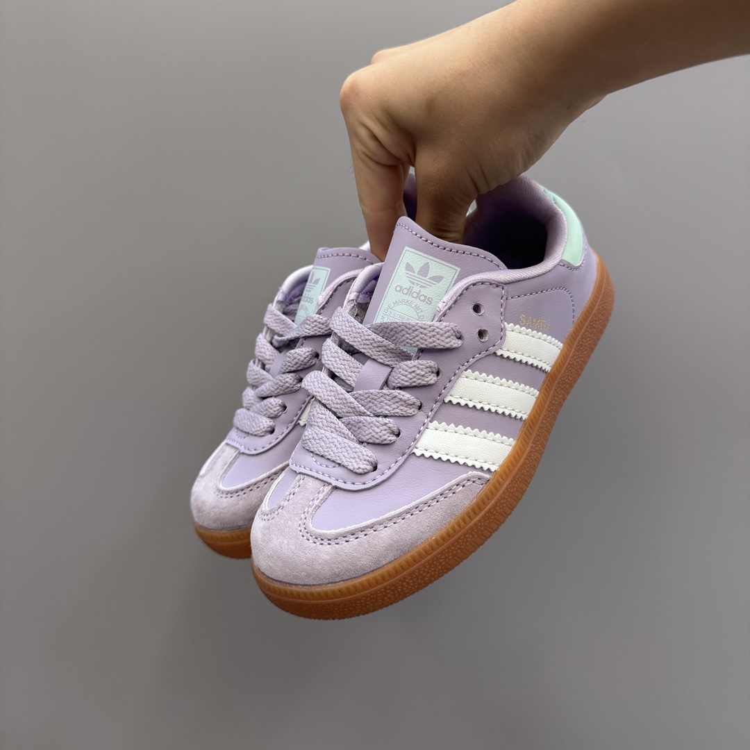 图片[2]-AD德训联名儿童休闲鞋 尺码：24-37码 爱惨了德训系列🆕 新工厂新工艺新配色👏🏻 优质皮料拼接，质感满满💯 耐磨防滑大底，脚感超赞👍🏻-选品中心