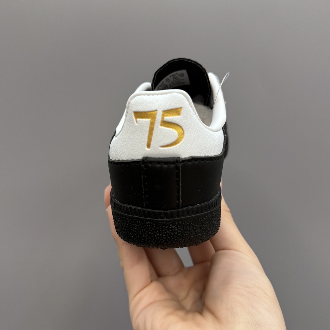 图片[8]-AD德训联名儿童休闲鞋 尺码：24-37码 爱惨了德训系列🆕 新工厂新工艺新配色👏🏻 优质皮料拼接，质感满满💯 耐磨防滑大底，脚感超赞👍🏻-选品中心