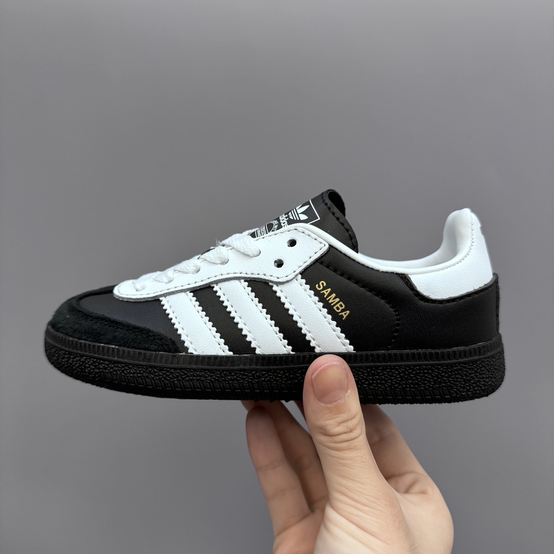 图片[3]-AD德训联名儿童休闲鞋 尺码：24-37码 爱惨了德训系列🆕 新工厂新工艺新配色👏🏻 优质皮料拼接，质感满满💯 耐磨防滑大底，脚感超赞👍🏻-选品中心