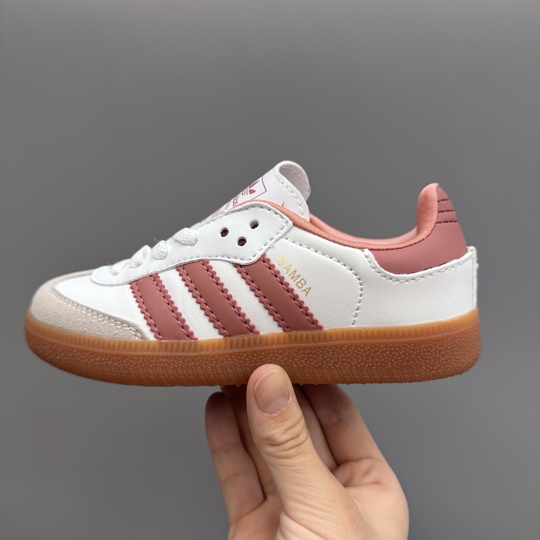 图片[3]-AD德训联名儿童休闲鞋 尺码：24-37码 爱惨了德训系列🆕 新工厂新工艺新配色👏🏻 优质皮料拼接，质感满满💯 耐磨防滑大底，脚感超赞👍🏻-选品中心