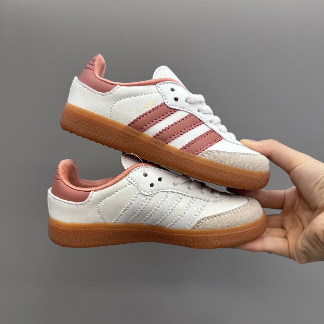 图片[5]-AD德训联名儿童休闲鞋 尺码：24-37码 爱惨了德训系列🆕 新工厂新工艺新配色👏🏻 优质皮料拼接，质感满满💯 耐磨防滑大底，脚感超赞👍🏻-选品中心