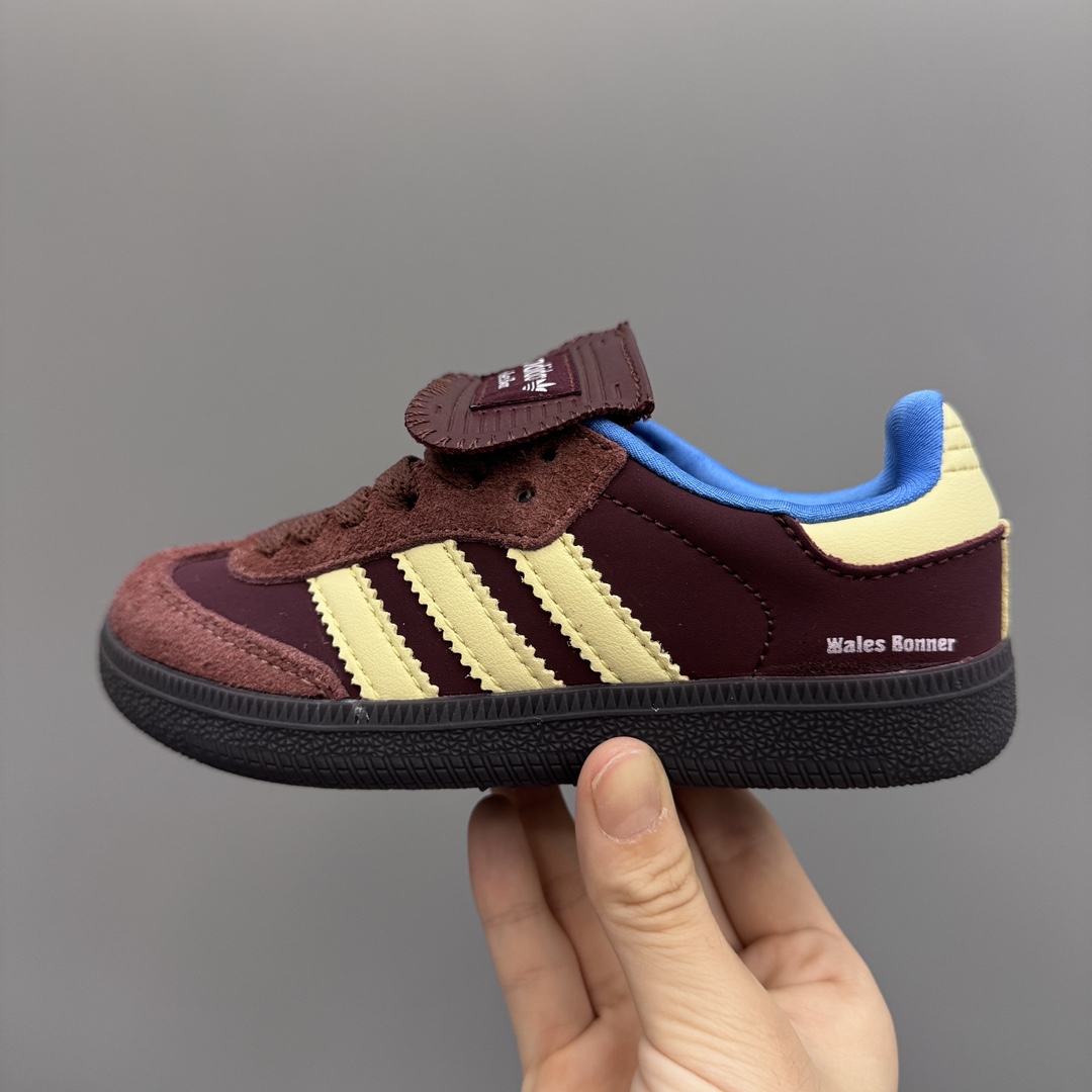 图片[3]-AD德训联名儿童休闲鞋 尺码：24-37码 爱惨了德训系列🆕 新工厂新工艺新配色👏🏻 优质皮料拼接，质感满满💯 耐磨防滑大底，脚感超赞👍🏻-选品中心