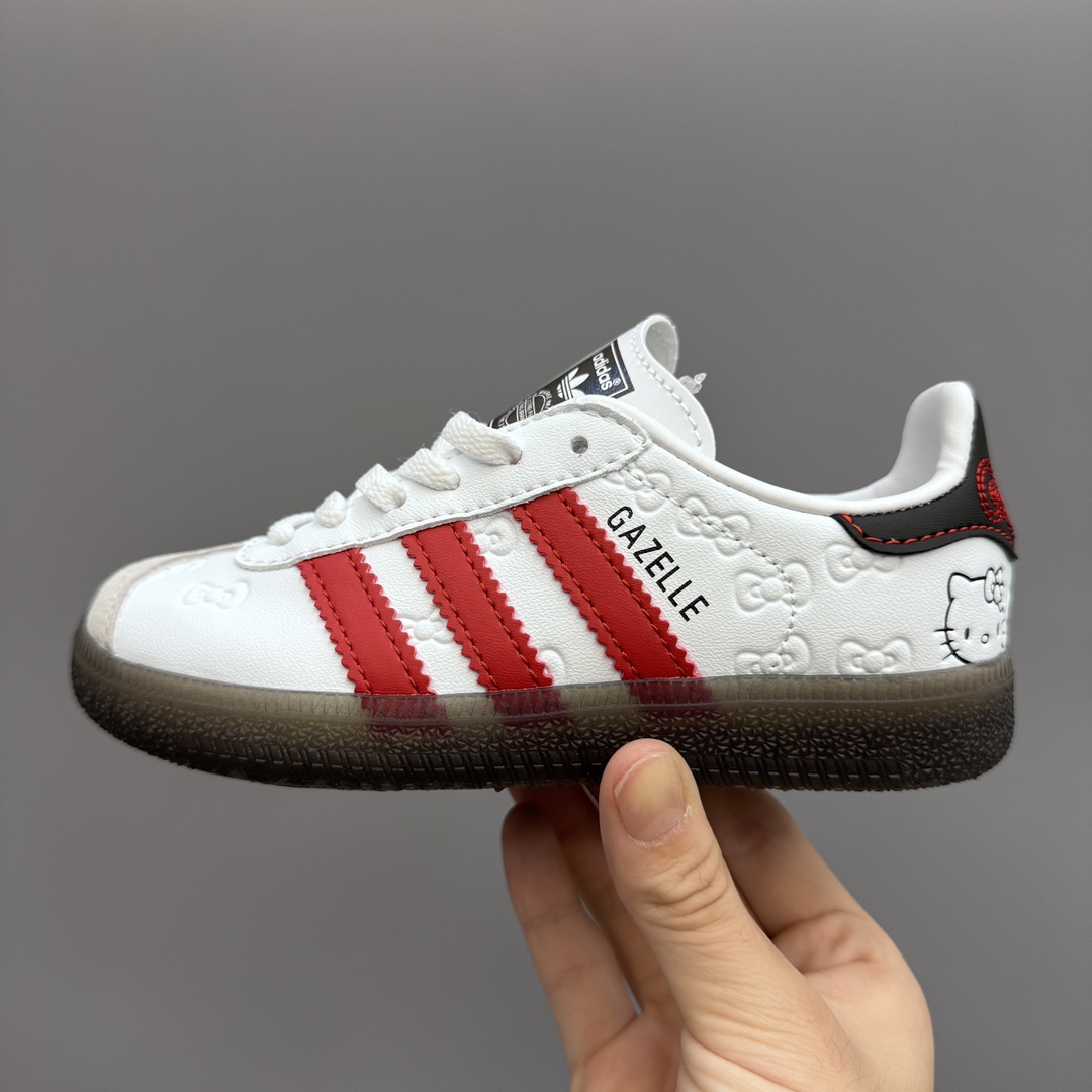 图片[3]-AD德训联名儿童休闲鞋 尺码：24-37码 爱惨了德训系列🆕 新工厂新工艺新配色👏🏻 优质皮料拼接，质感满满💯 耐磨防滑大底，脚感超赞👍🏻-选品中心