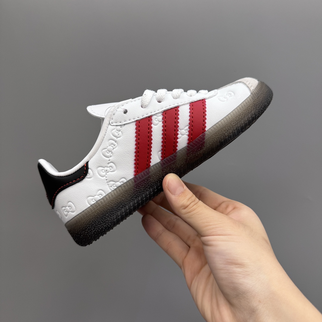 图片[7]-AD德训联名儿童休闲鞋 尺码：24-37码 爱惨了德训系列🆕 新工厂新工艺新配色👏🏻 优质皮料拼接，质感满满💯 耐磨防滑大底，脚感超赞👍🏻-选品中心