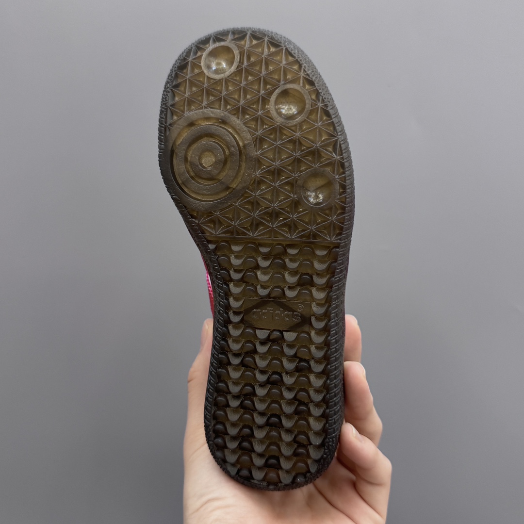 图片[9]-AD德训联名儿童休闲鞋 尺码：24-37码 爱惨了德训系列🆕 新工厂新工艺新配色👏🏻 优质皮料拼接，质感满满💯 耐磨防滑大底，脚感超赞👍🏻-选品中心