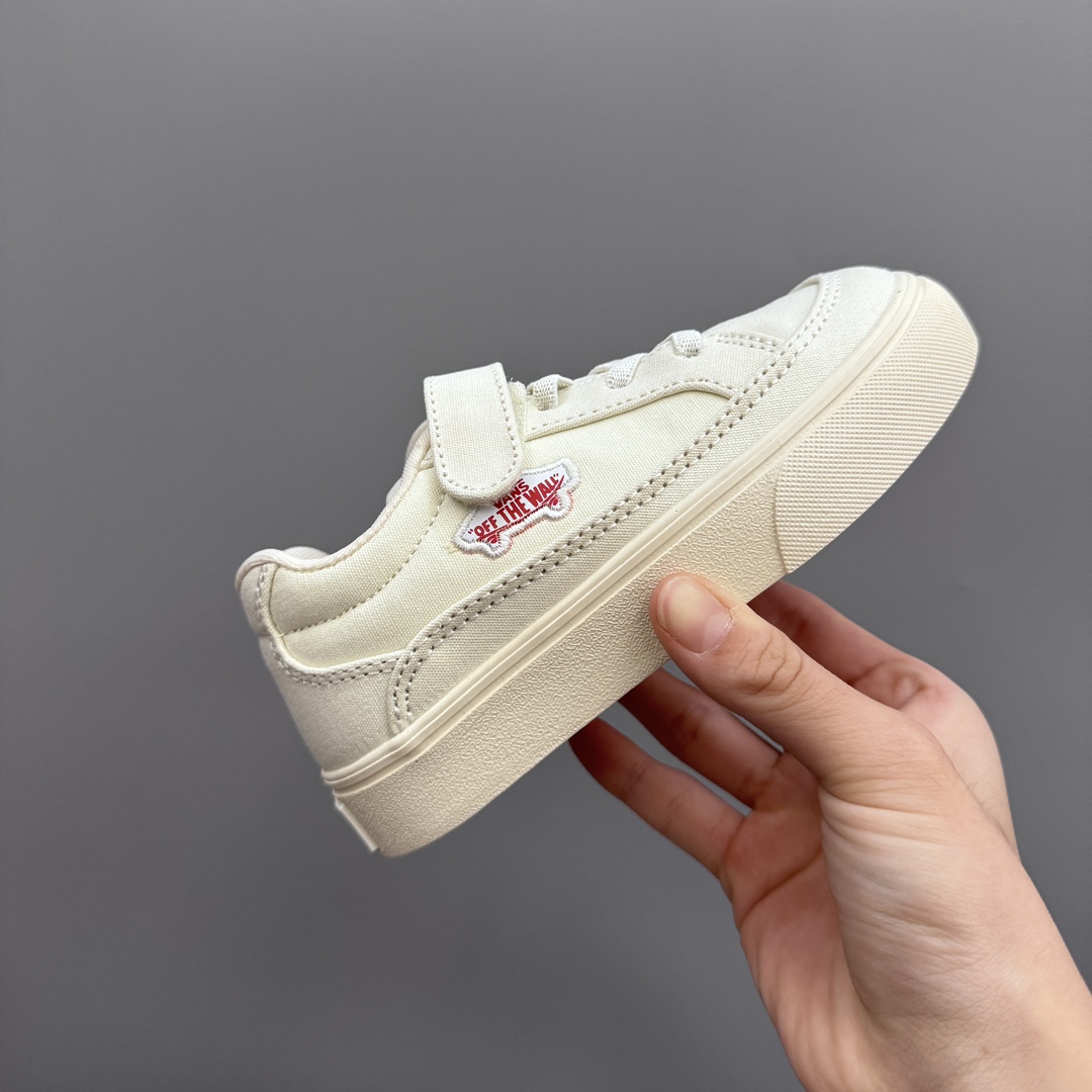 图片[5]-万斯新款魔术贴松紧带儿童低帮板鞋 尺码：26-35码 最受欢迎的W斯，最出名于它的版型设计，非常贴合人体工学设计👍🏻 魔术贴➕松紧带设计，穿脱超级方便✔️ 优质帆布面料，打理超级方便👍🏻 橡胶耐磨防滑大底，脚感超舒服✌🏻-选品中心