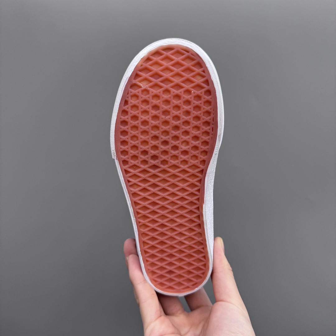 图片[9]-万斯新款魔术贴松紧带儿童低帮板鞋 尺码：26-35码 最受欢迎的W斯，最出名于它的版型设计，非常贴合人体工学设计👍🏻 魔术贴➕松紧带设计，穿脱超级方便✔️ 优质帆布面料，打理超级方便👍🏻 橡胶耐磨防滑大底，脚感超舒服✌🏻-选品中心