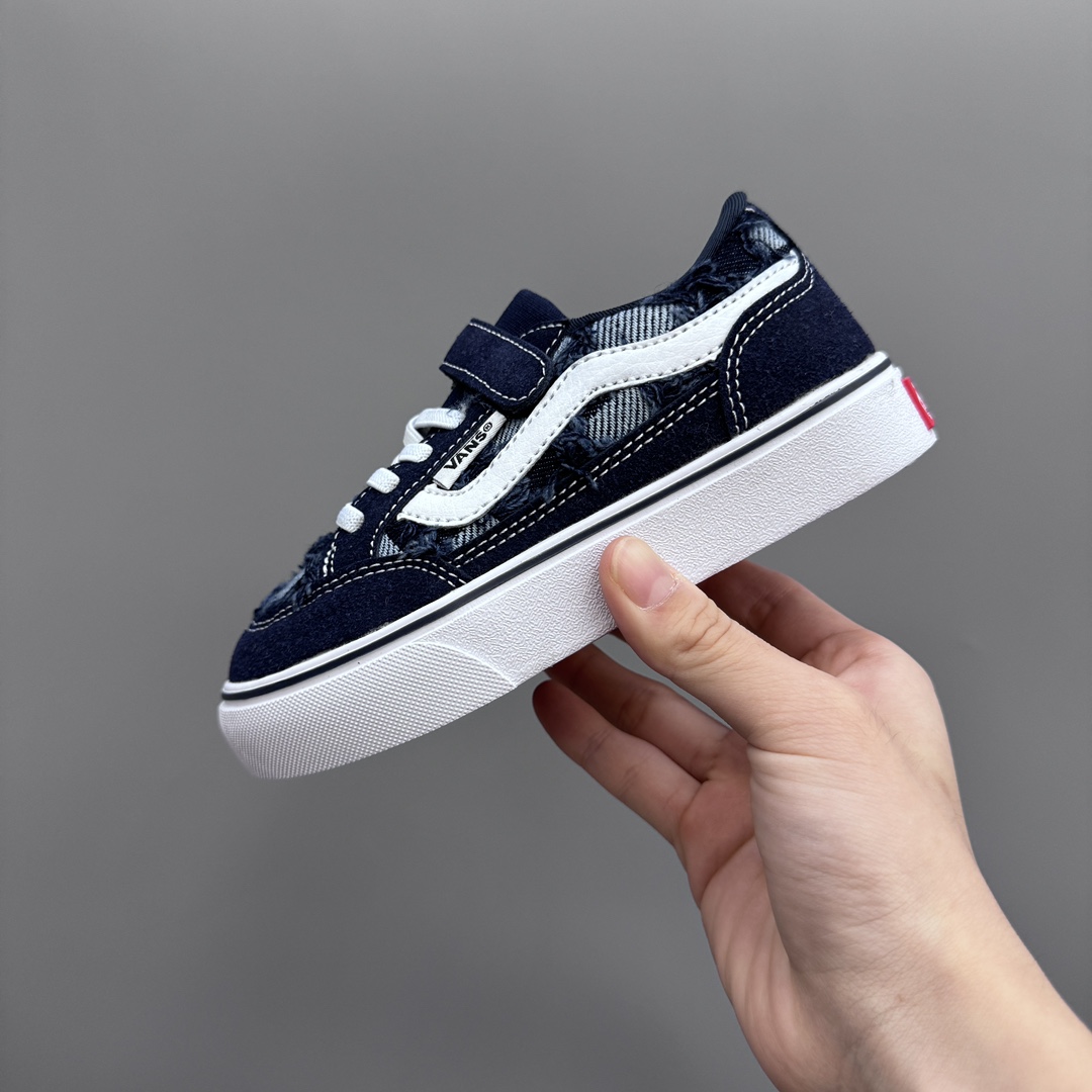 图片[6]-万斯新款魔术贴松紧带儿童低帮板鞋 尺码：26-35码 最受欢迎的W斯，最出名于它的版型设计，非常贴合人体工学设计👍🏻 魔术贴➕松紧带设计，穿脱超级方便✔️ 优质帆布面料，打理超级方便👍🏻 橡胶耐磨防滑大底，脚感超舒服✌🏻-选品中心