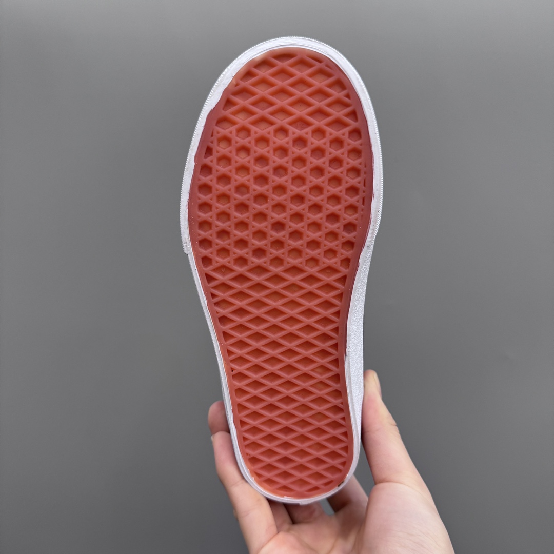 图片[9]-万斯新款魔术贴松紧带儿童低帮板鞋 尺码：26-35码 最受欢迎的W斯，最出名于它的版型设计，非常贴合人体工学设计👍🏻 魔术贴➕松紧带设计，穿脱超级方便✔️ 优质帆布面料，打理超级方便👍🏻 橡胶耐磨防滑大底，脚感超舒服✌🏻-选品中心