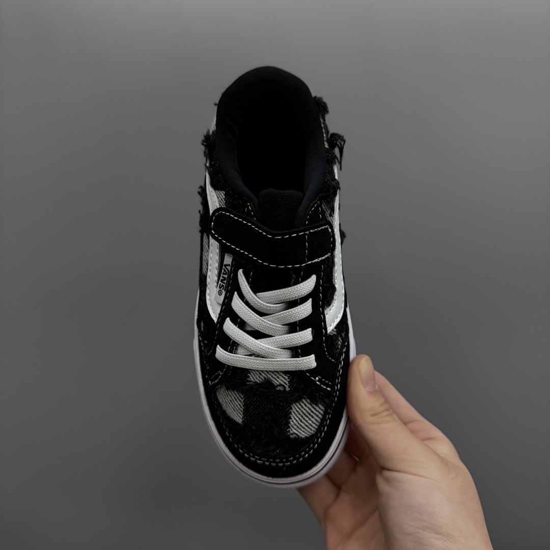 图片[7]-万斯新款魔术贴松紧带儿童低帮板鞋 尺码：26-35码 最受欢迎的W斯，最出名于它的版型设计，非常贴合人体工学设计👍🏻 魔术贴➕松紧带设计，穿脱超级方便✔️ 优质帆布面料，打理超级方便👍🏻 橡胶耐磨防滑大底，脚感超舒服✌🏻-选品中心