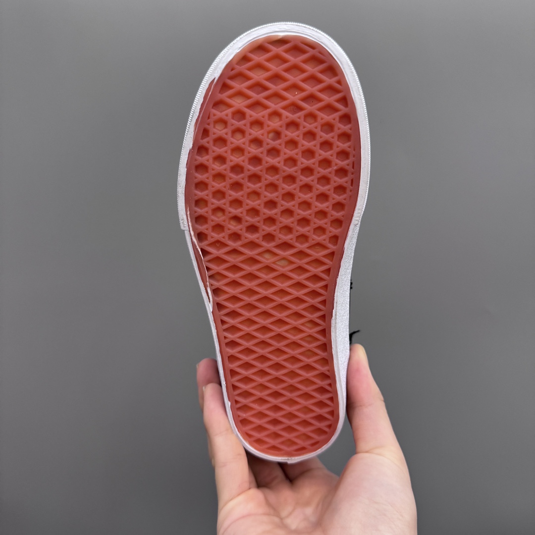 图片[9]-万斯新款魔术贴松紧带儿童低帮板鞋 尺码：26-35码 最受欢迎的W斯，最出名于它的版型设计，非常贴合人体工学设计👍🏻 魔术贴➕松紧带设计，穿脱超级方便✔️ 优质帆布面料，打理超级方便👍🏻 橡胶耐磨防滑大底，脚感超舒服✌🏻-选品中心